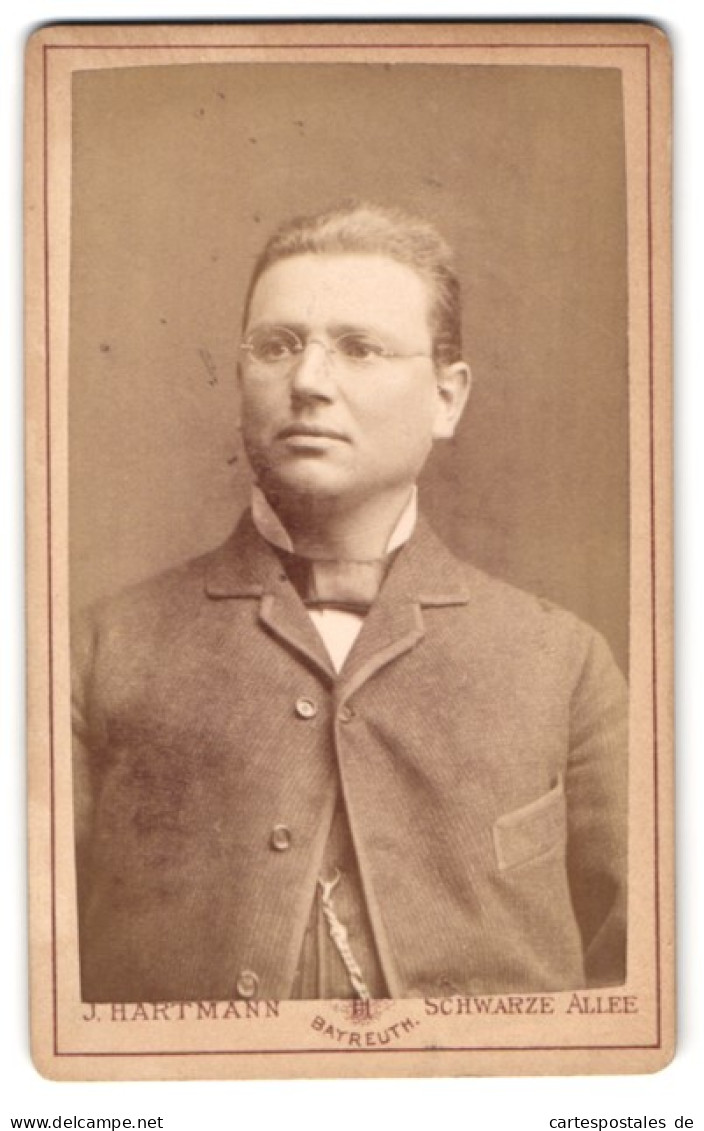 Fotografie J. Hartmann, Bayreuth, Schwarze Allee, Bürgerlicher Herr Mit Brille  - Anonymous Persons