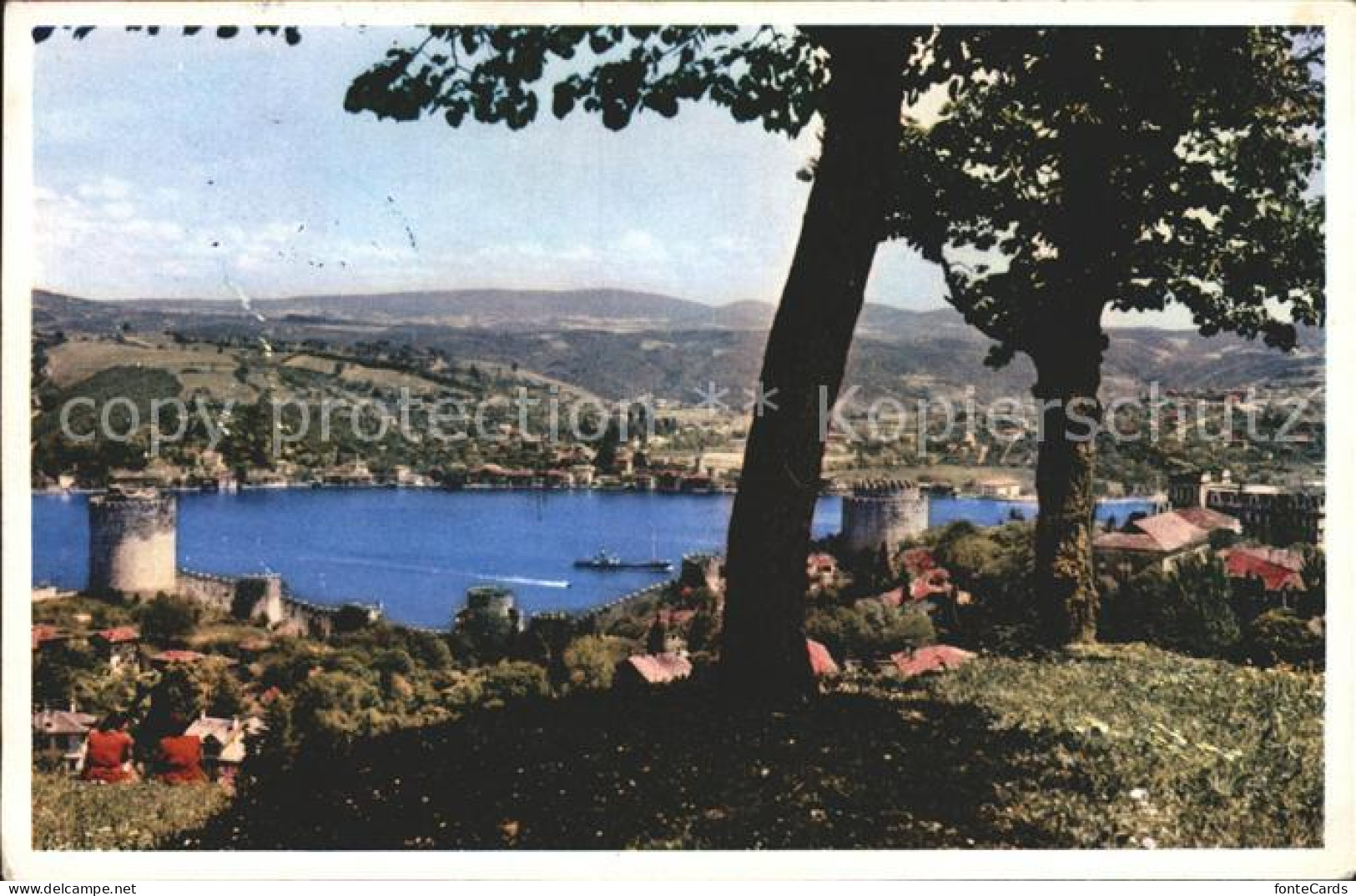 72152102 Istanbul Constantinopel Rumeli Hisar Towers On The Bosphore  - Türkei