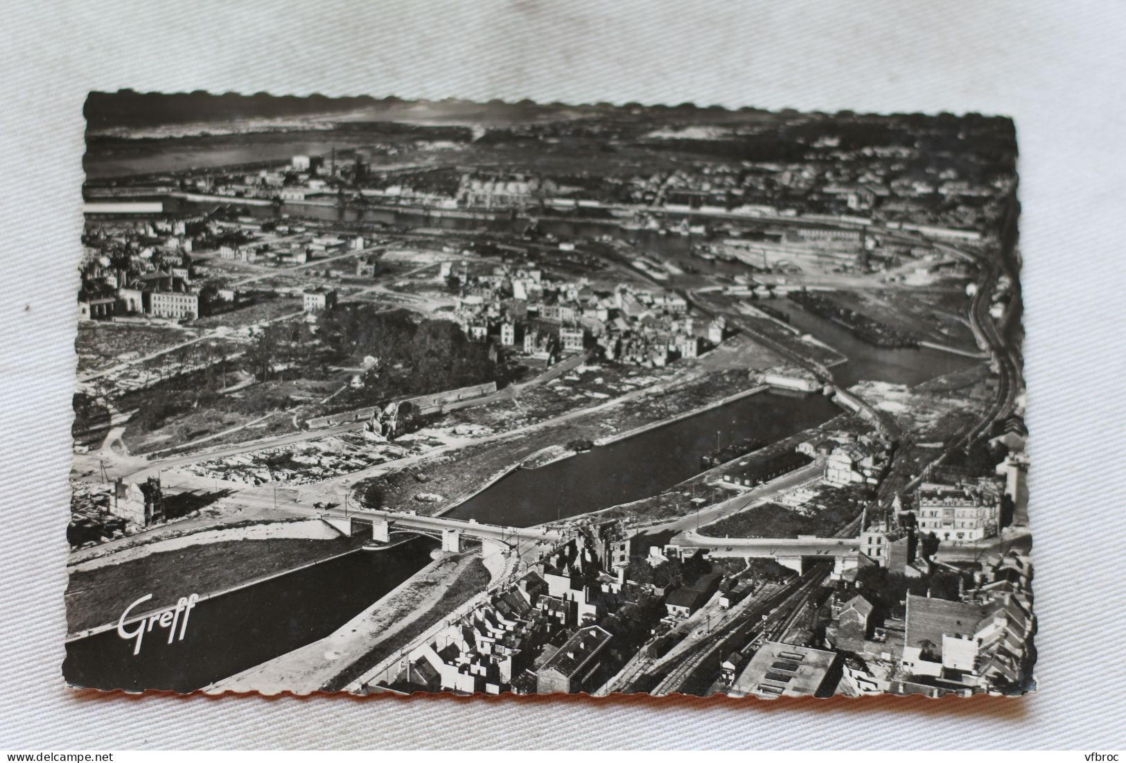 Cpsm, Calais, Vue Aérienne, Les Bassin Vers Calais, Pas De Calais 62 - Calais