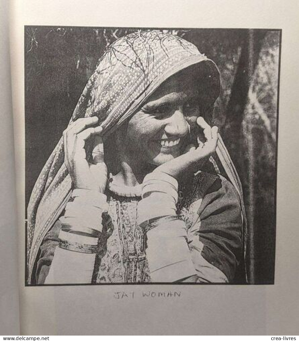 Le Kutch (traduction Du Livre Kutch People And Their Handicrafts) - Kunst