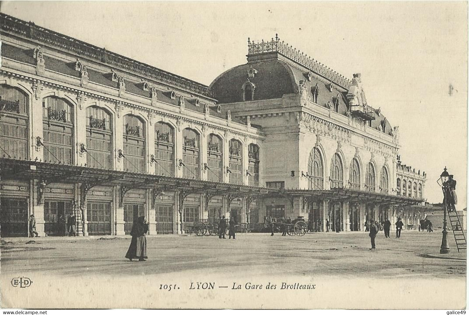 10943 CPA Lyon - La Gare Des Brotteaux - Stations Without Trains