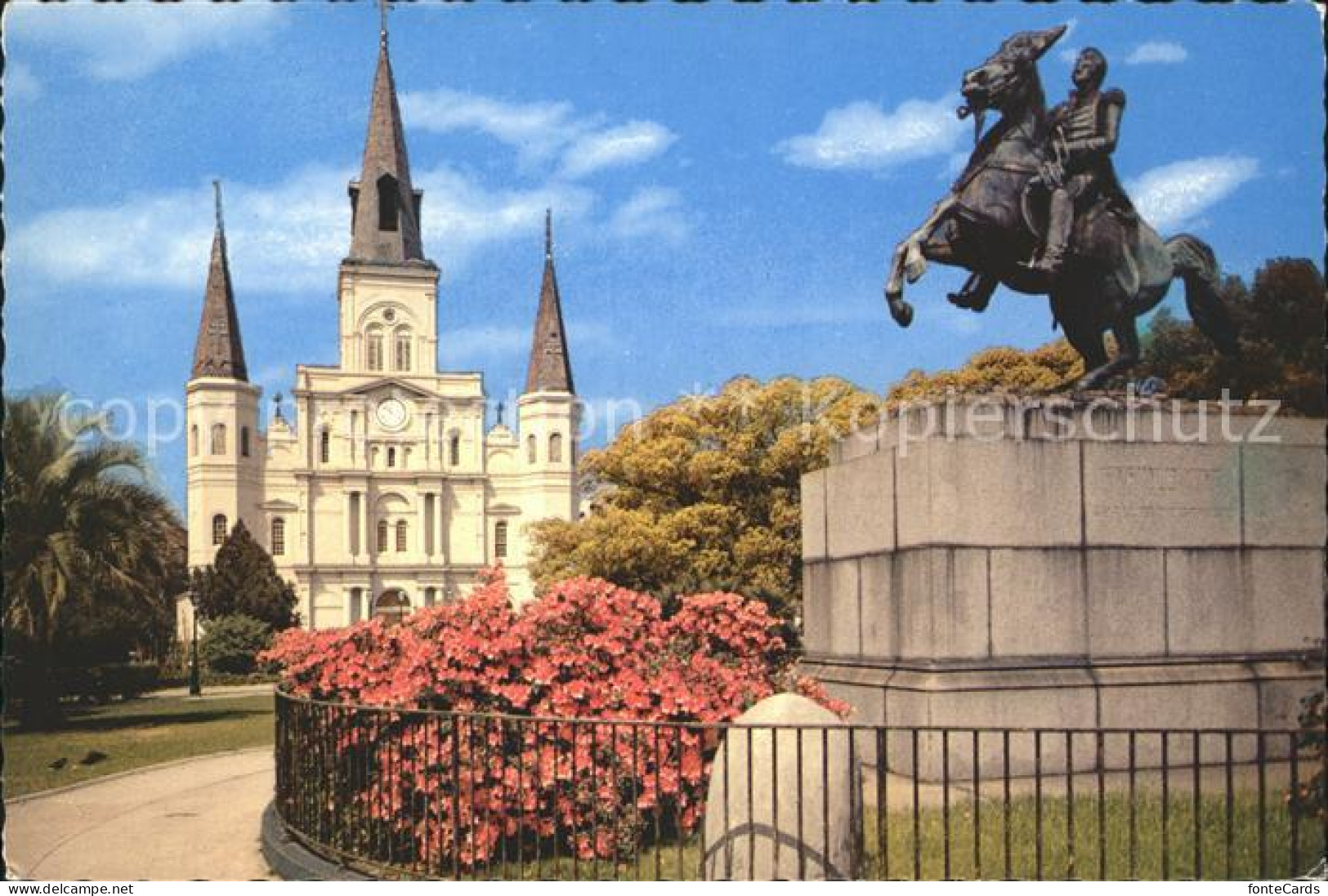 72128479 New_Orleans_Louisiana St. Louis Cathedral And Jackson Monument - Sonstige & Ohne Zuordnung