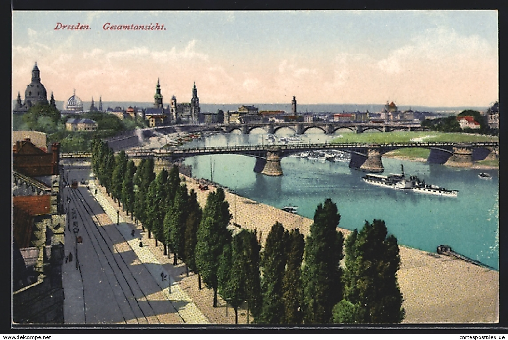 AK Dresden, Gesamtansicht Mit Brücke Und Dampfer, Strassenbahn  - Dresden