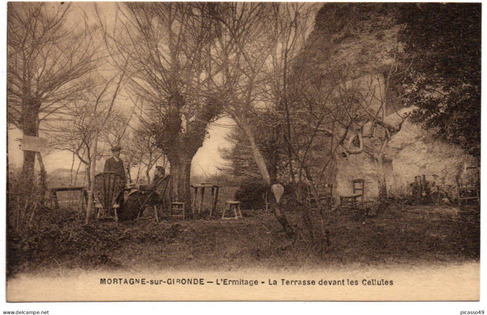 Girondes , Mortagne Sur Gironde , L'ermitage , La Terrasse Devant Les Cellules - Autres & Non Classés