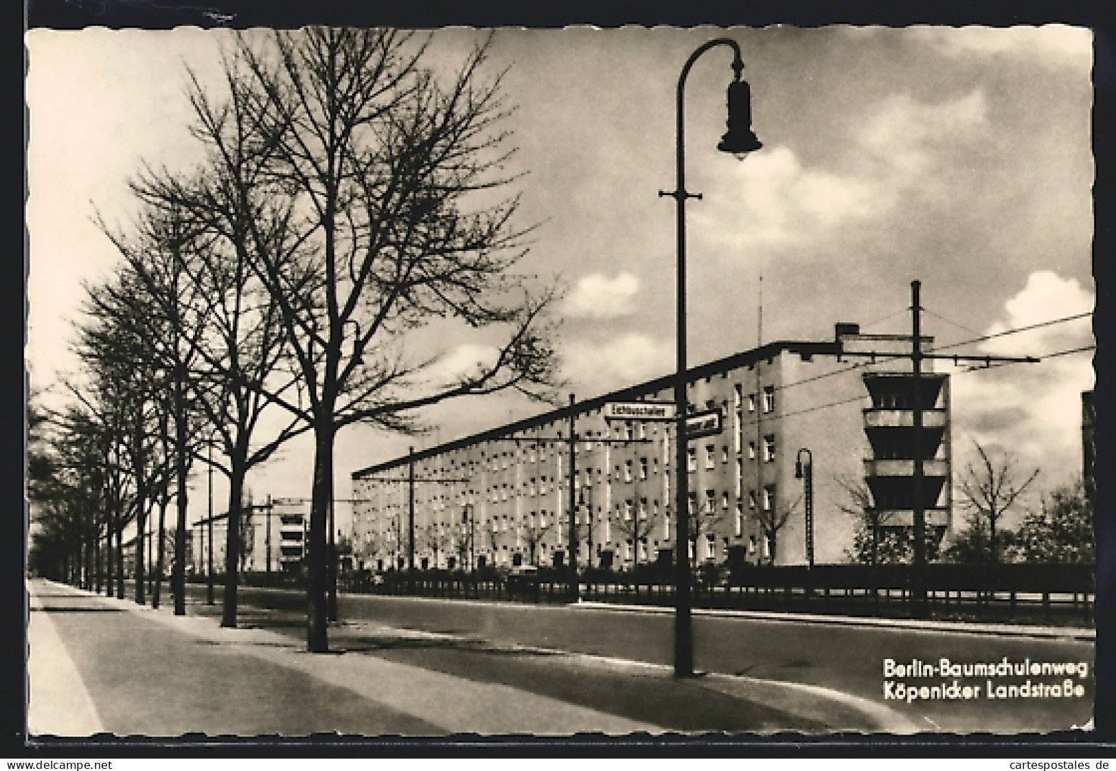 AK Berlin-Baumschulenweg, Köpenicker Landstrasse Mit Bäumen  - Treptow