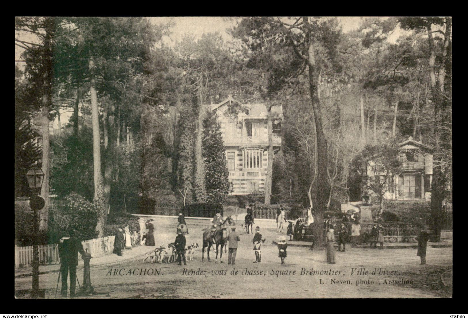 CHASSE - CHASSE A COURRE - ARCACHON (GIRONDE) - RENDEZ-VOUS AU SQUARE BREMONTIER - Hunting