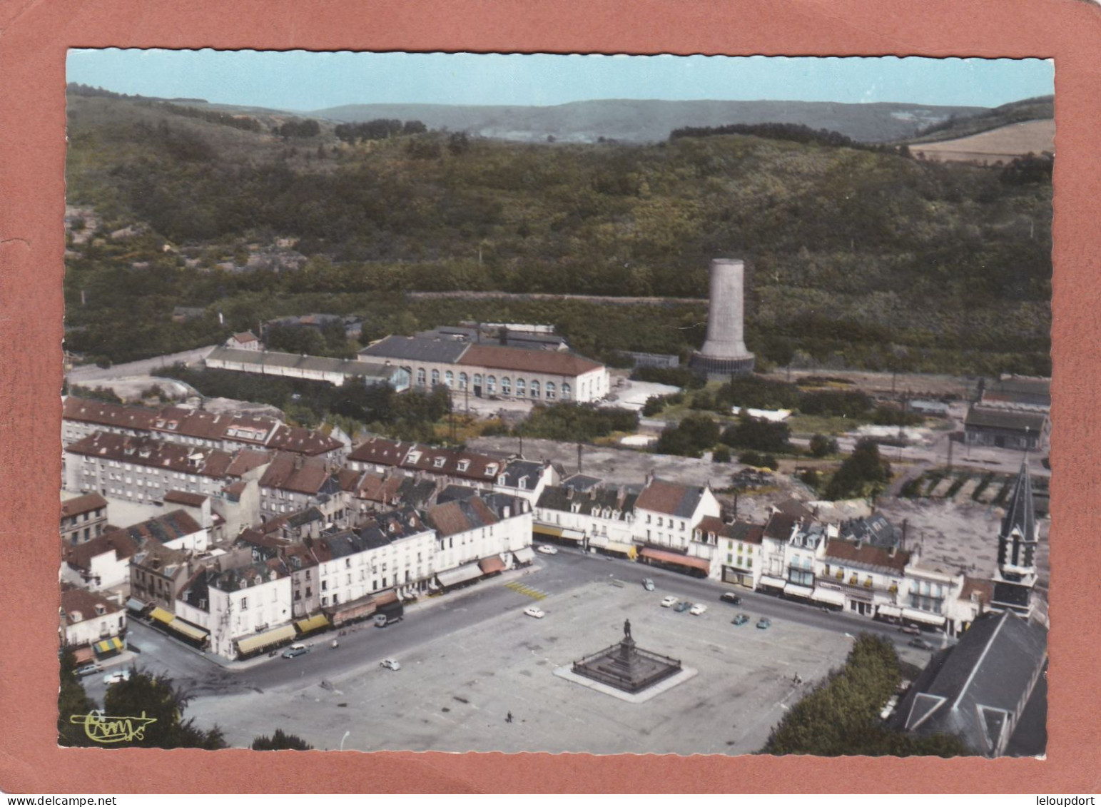 LE CREUSOT  PLACE SCHNEIDER  VG - Le Creusot