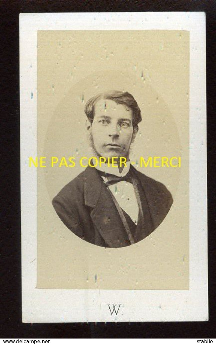 PERSONNAGE - PHOTOGRAPHIE WALERY, 14 BOULEVARD DU MUSEE MARSEILLE - FORMAT CDV - Personnes Anonymes