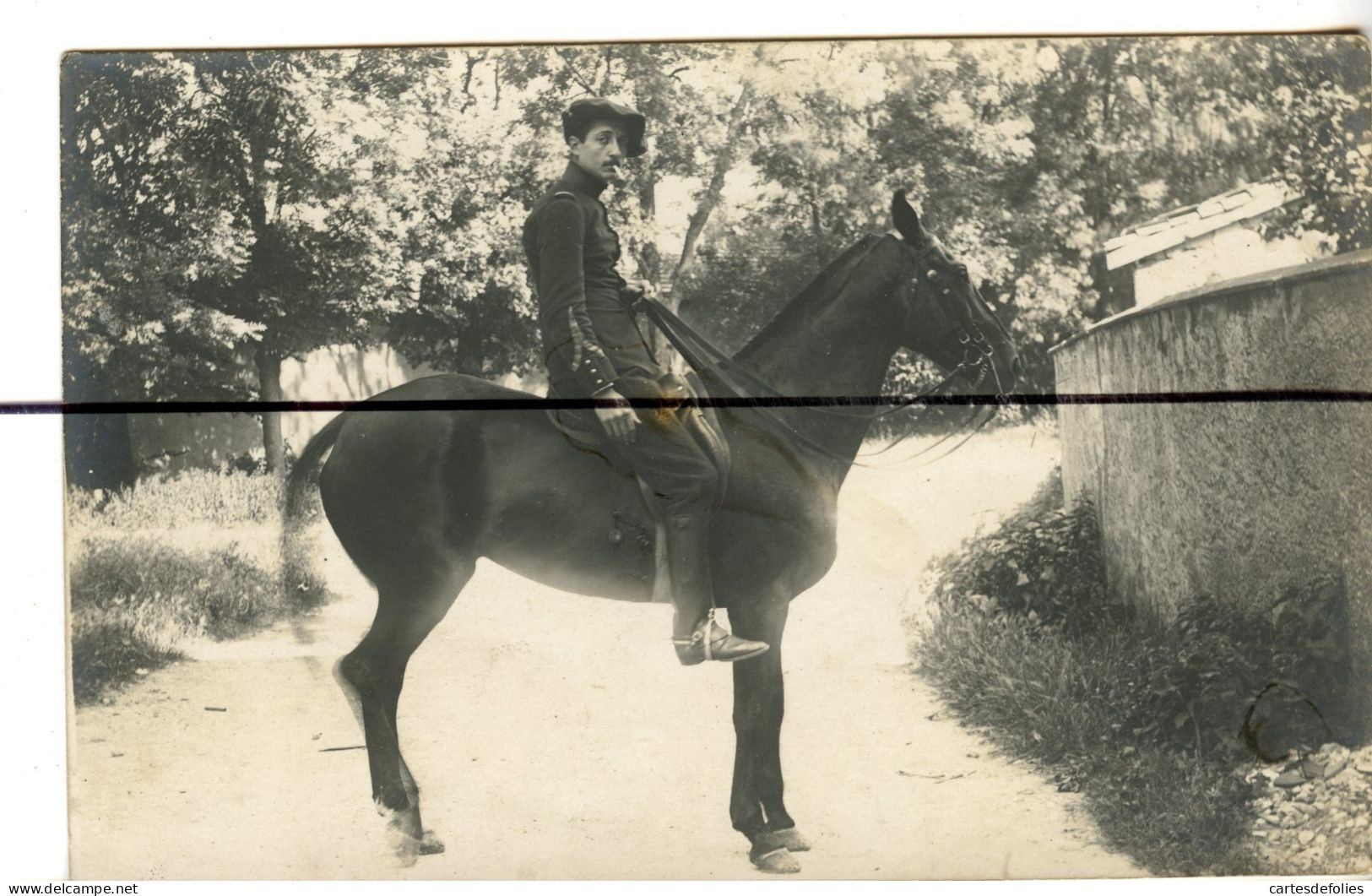 Carte Photo Militaire . ALLIER. D03. Bourbon-l'Archambault . Soldat ASSIS SUR UN CHEVAL . JUIN 1912 - Bourbon L'Archambault