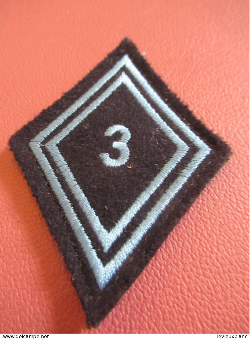 1 Insigne Militaire Tissus Losange / 3 / à Déterminer/ Fin XXéme                    ET710 - Blazoenen (textiel)