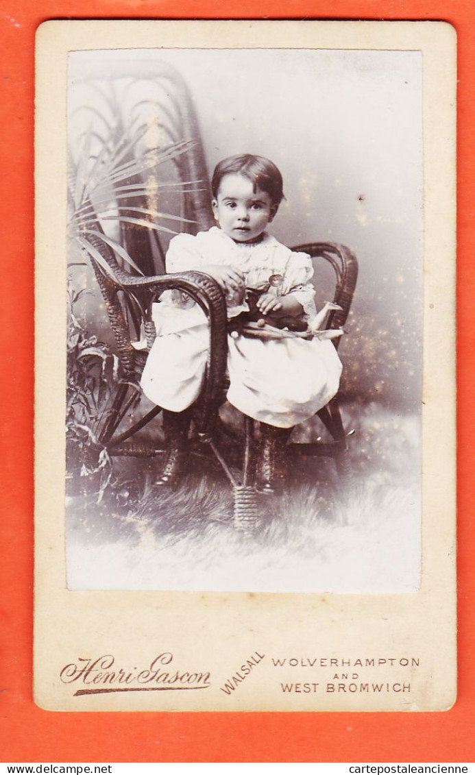 01130 / ⭐ Photo CDV WOLVERHAMPTON Staffordshire 1890s ◉ Bébé Baby Chaise ◉ Atelier Artist Hernri GASCON Redmbrandt House - Anonieme Personen