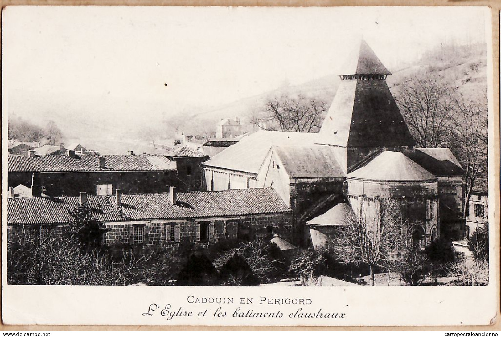 01269 / Editeur Peu Commun CADOUIN-en-PERIGORD 24-Dordogne L'Eglise Et Les Bâtiments Claustraux CPA 1910s - Autres & Non Classés