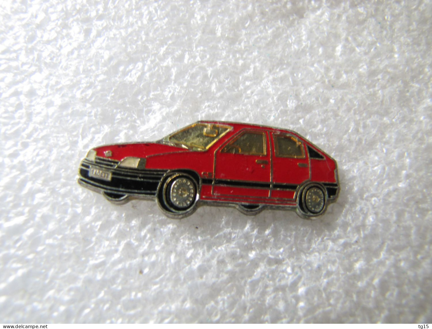 PIN'S   OPEL  KADETT - Opel