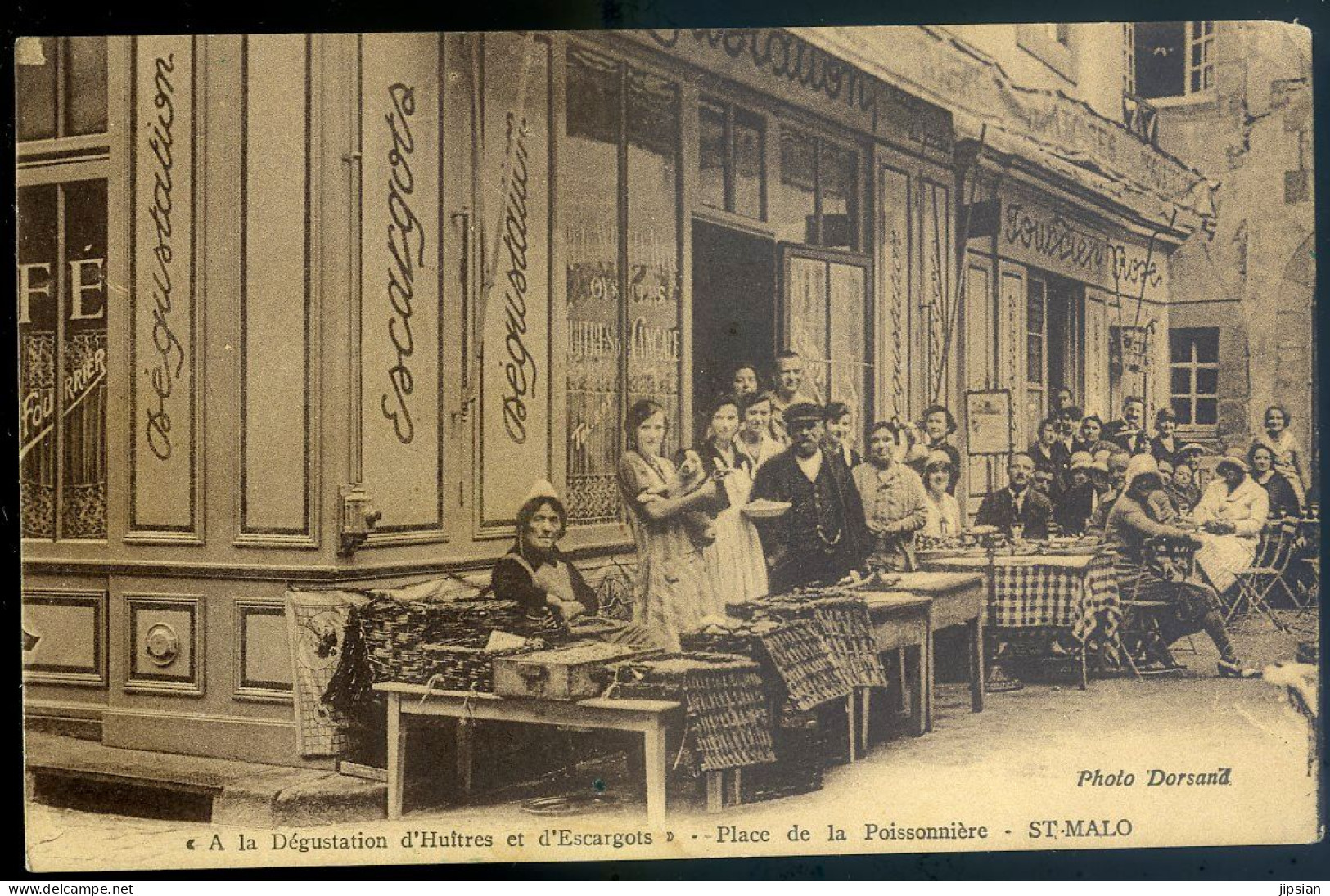 Cpa Du 35 St Malo -- Place De La Poissonière - Dégustation Huitres Escargots   STEP196 - Saint Malo