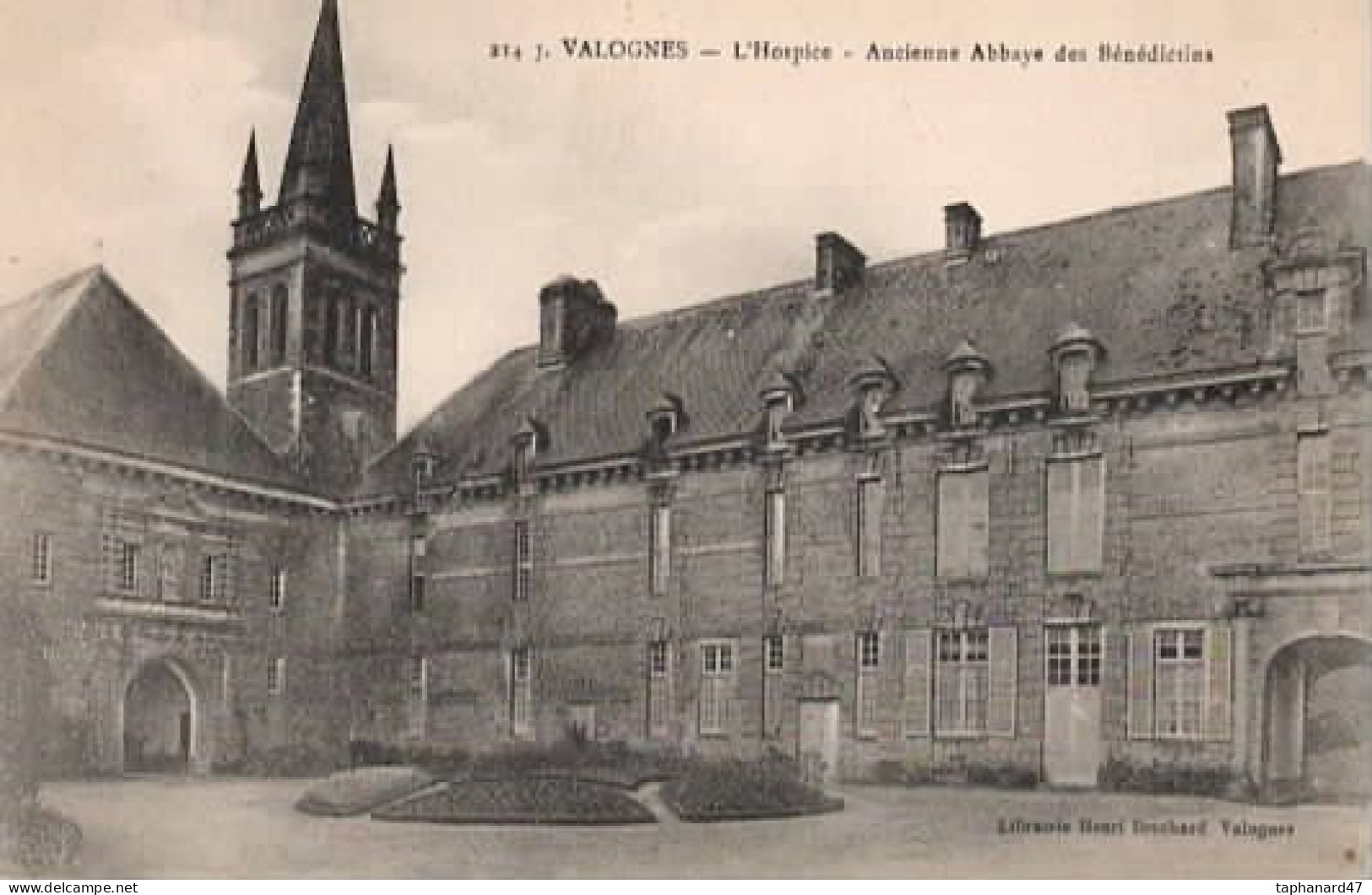 . 50 . VALOGNES . L'Hospice . Ancienne Abbaye Des Bénédictins . - Valognes