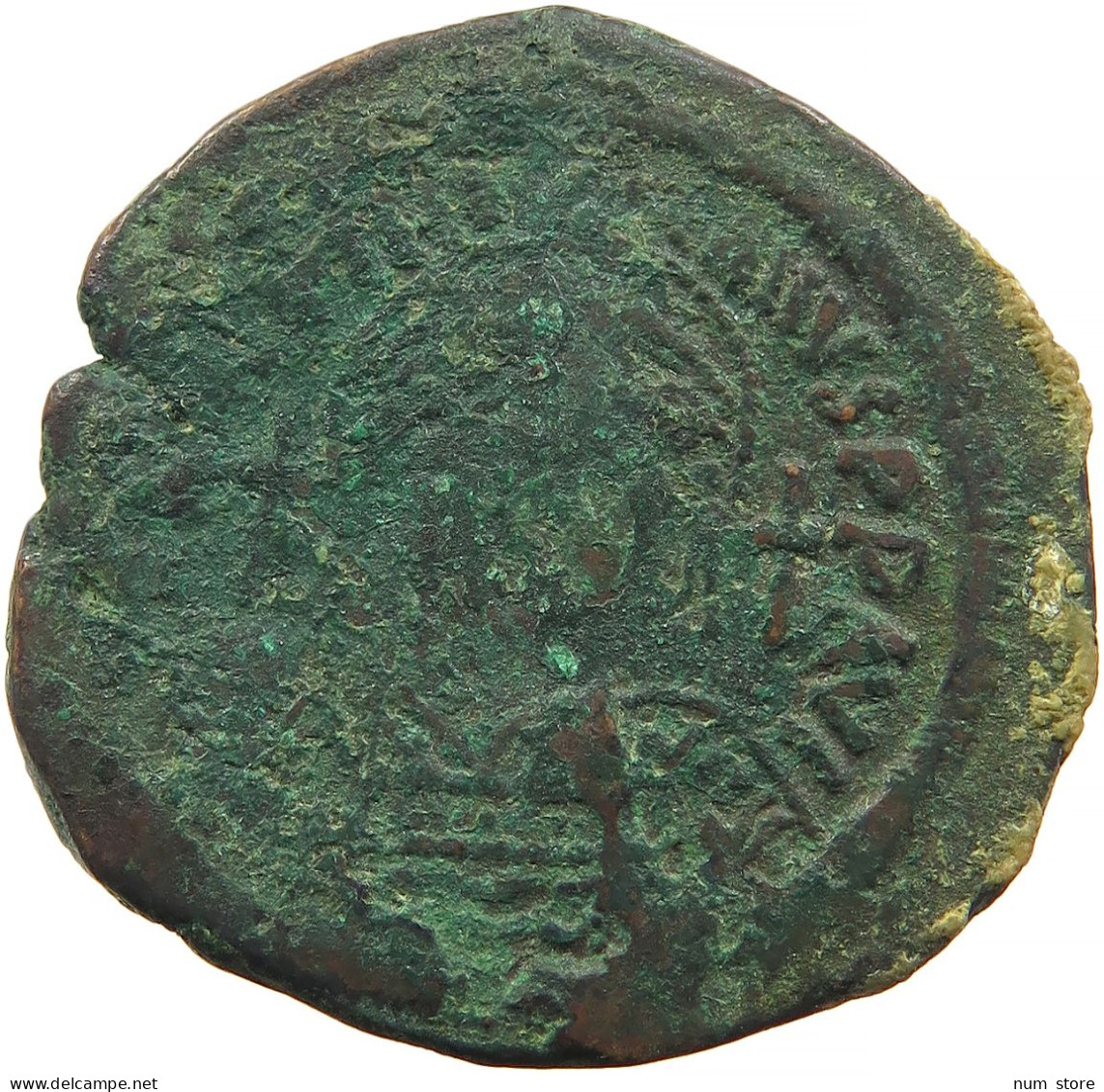 BYZANTINE EMPIRE FOLLIS Justinianus I (527-565) Constantinople YEAR 19 #t033 0469 - Byzantinische Münzen