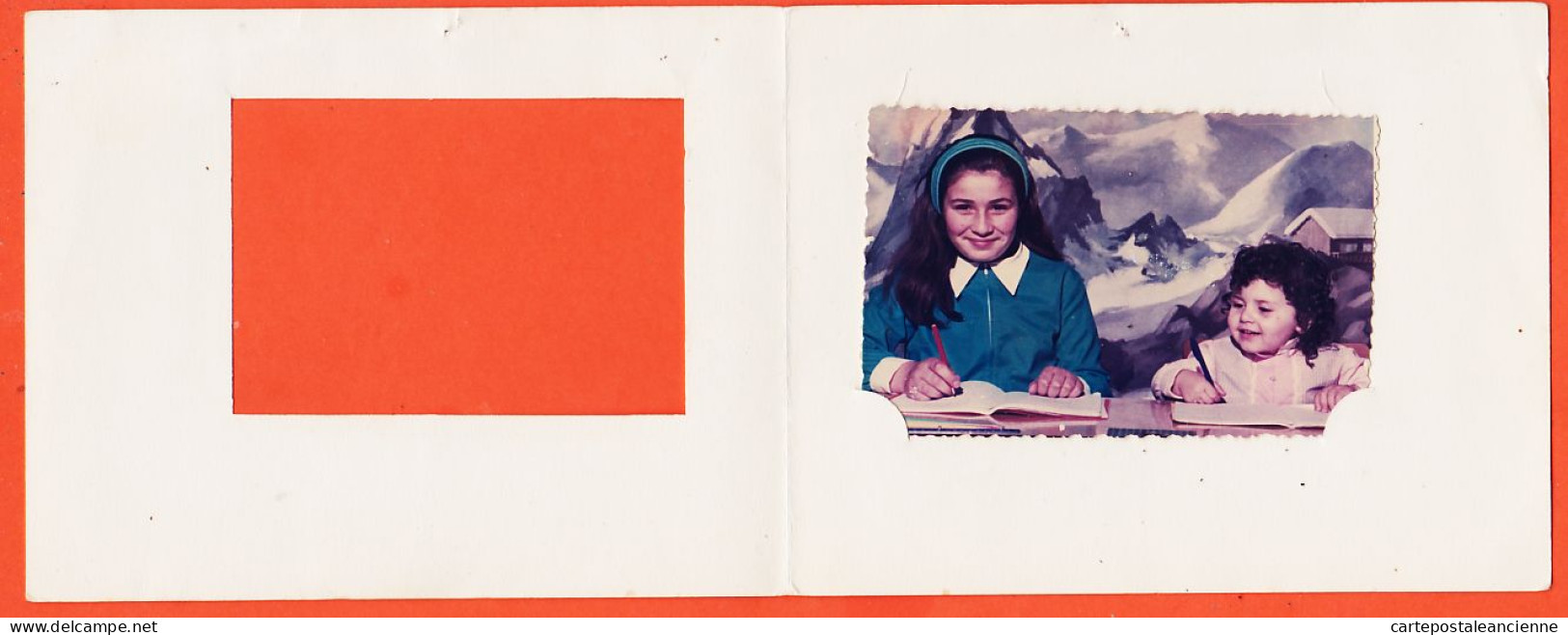 01582 / Peu Commun MEILLEURS VOEUX Pour 1969 Double Carte Avec Ajouti Photographie Fillette Ecole Scolaire Classe - Año Nuevo