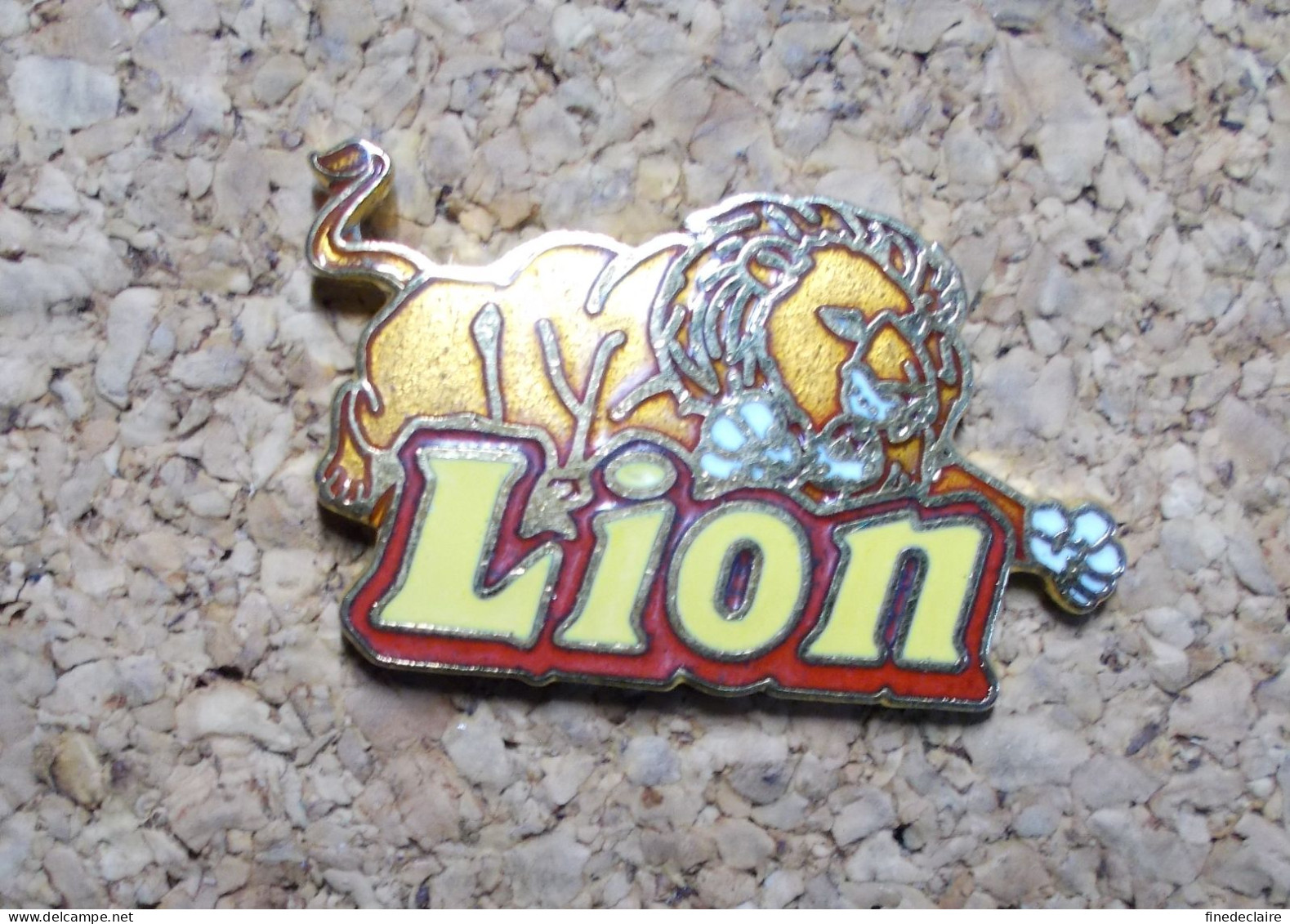 Pin's - Lion - Animals