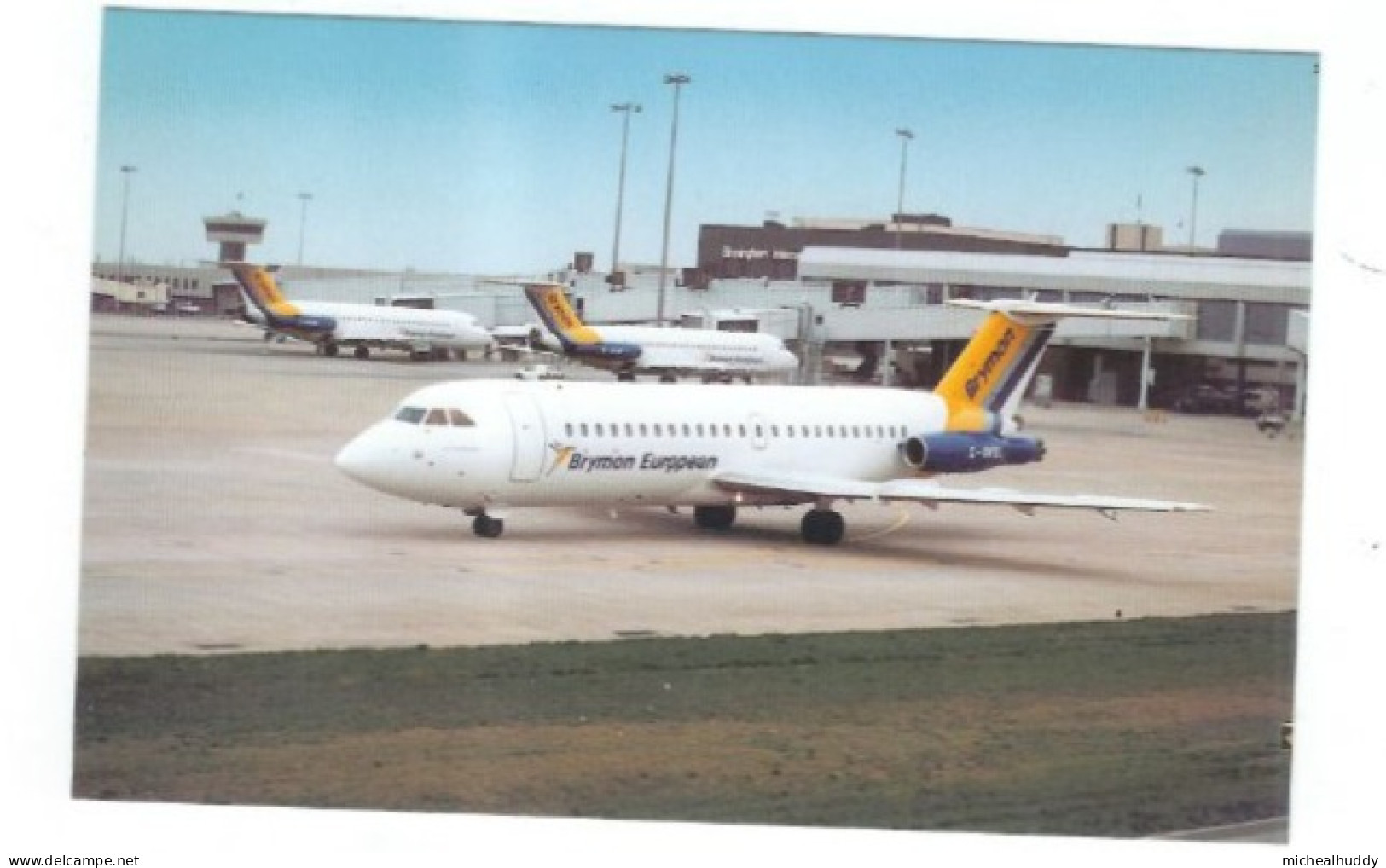 POSTCARD   PUBL BY  BY C MCQUAIDE IN HIS AIRPORT SERRIES  BIRMINGHAM INTERNATIONAL   CARD N0 15 - Aerodromes