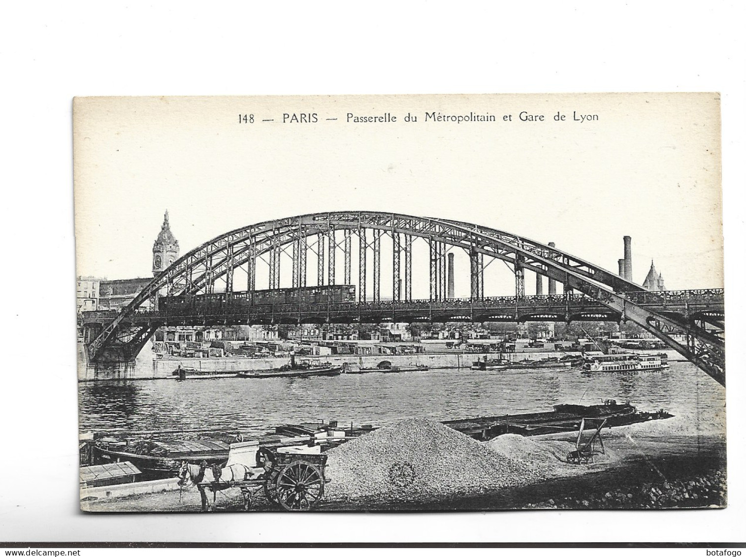 CPA  PARIS,  PASSERELLE DU METROPOLITAIN ET GARE DE LYON - Metropolitana, Stazioni