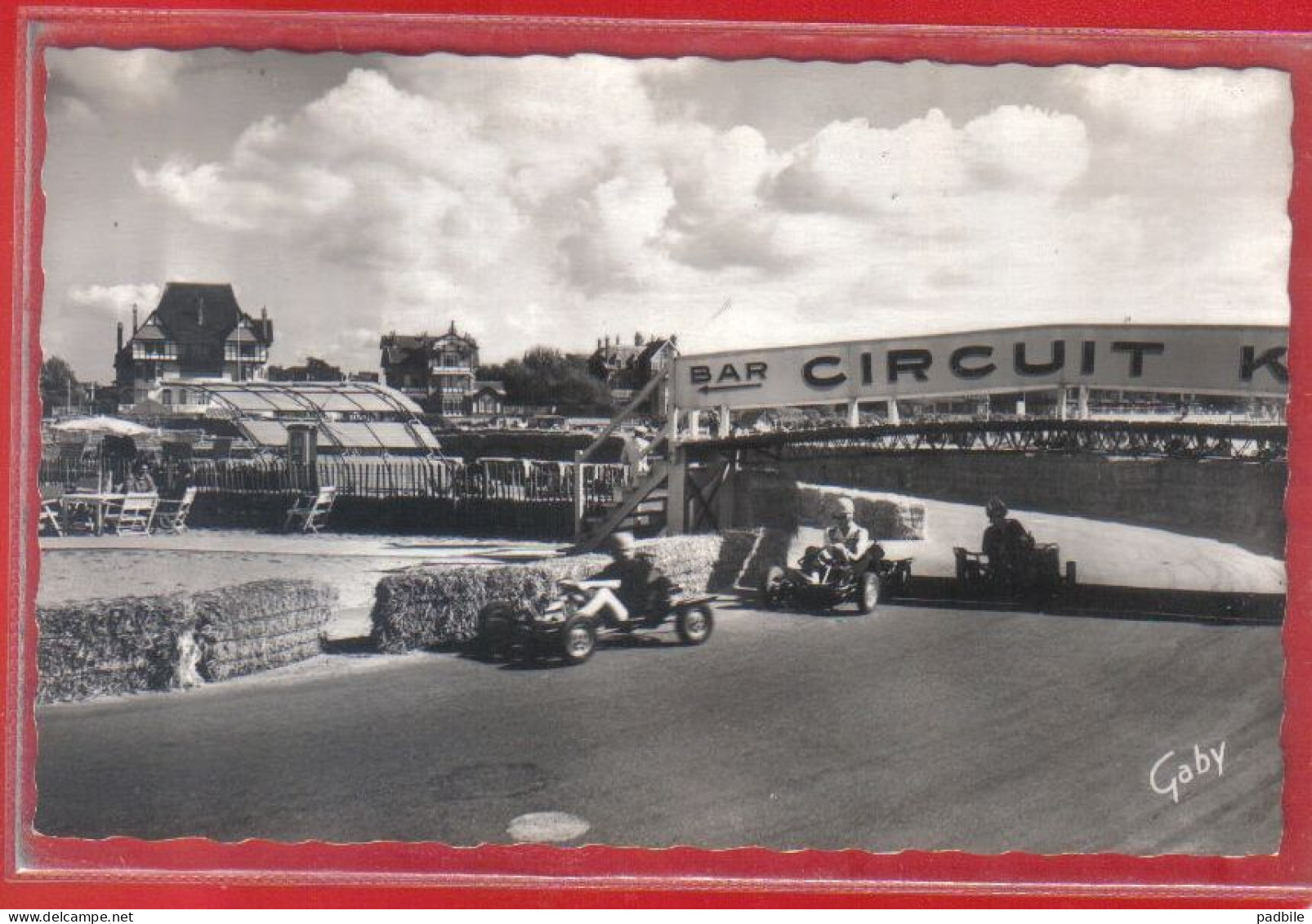 Carte Postale 14. Deauville  Le Circuit De Karting Très Beau Plan - Deauville