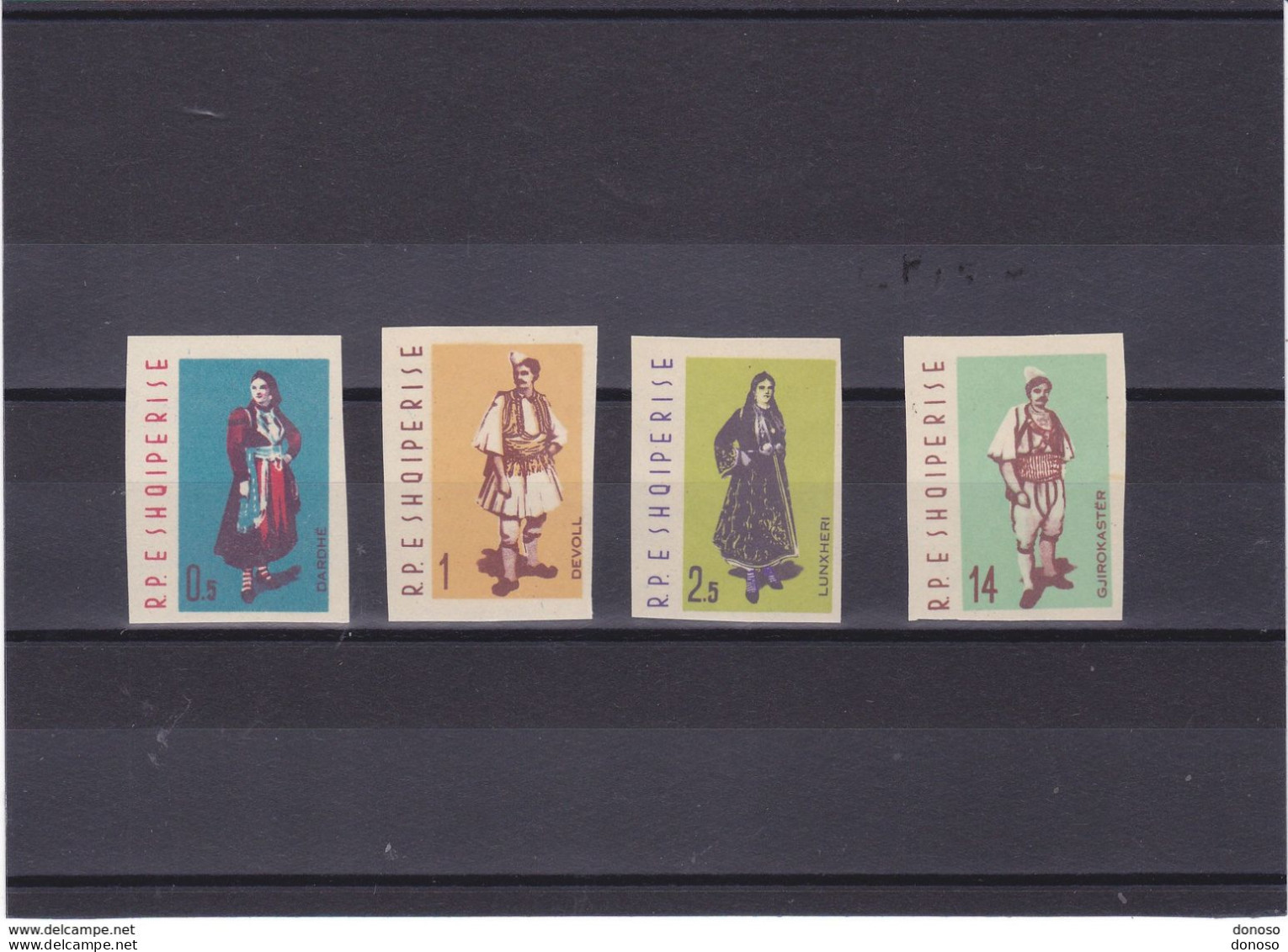 ALBANIE 1962 COSTUMES Yvert 593-596 ND, Michel 695-698 B NEUF** MNH Cote Yv 35 Euros - Albania