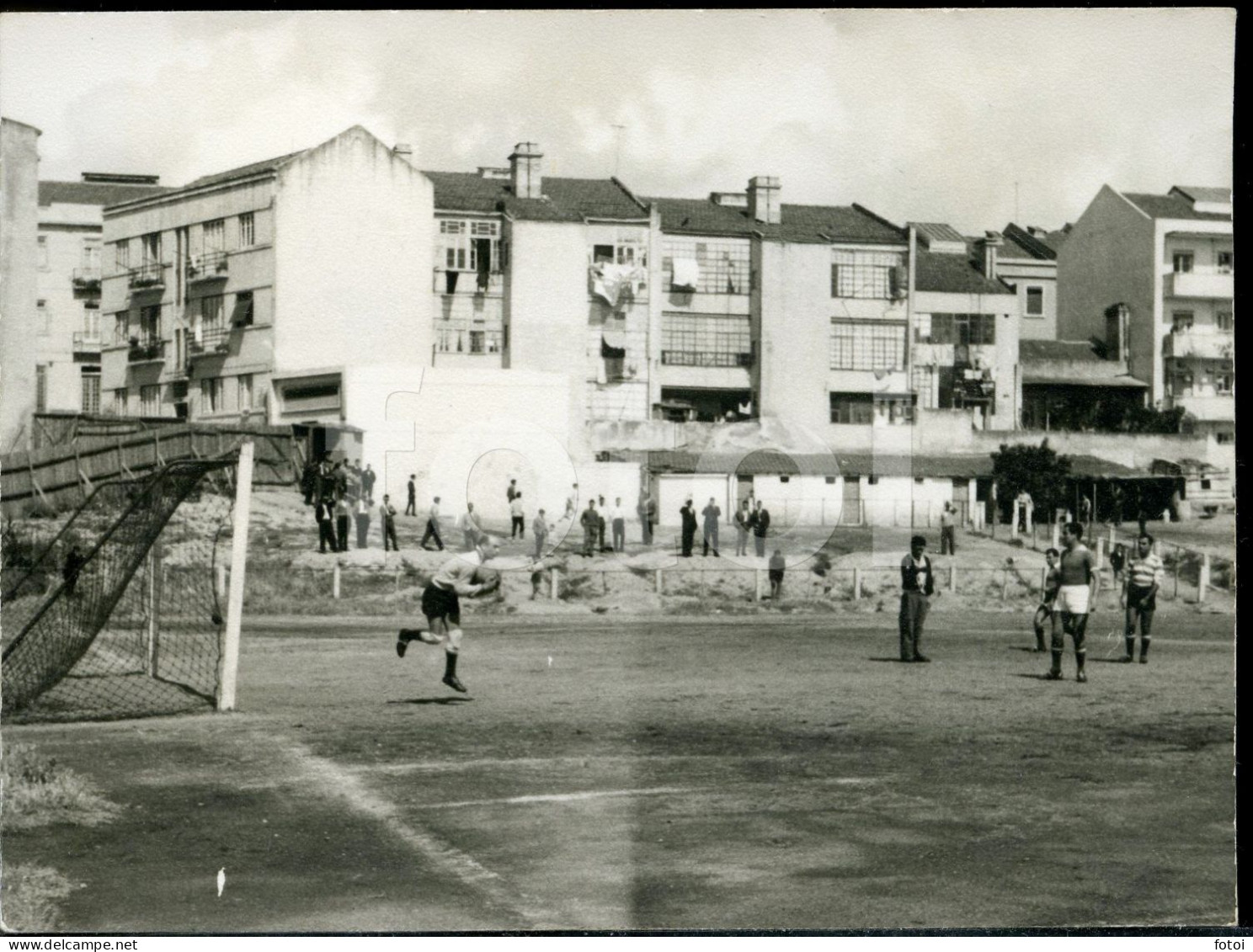 50s ORIGINAL PHOTO FOTO CAMPO TELEFONES PECHILEIRA SOCCER GAME FOOTBALL JOGO FUTEBOL LISBOA PORTUGAL AT415 - Sports