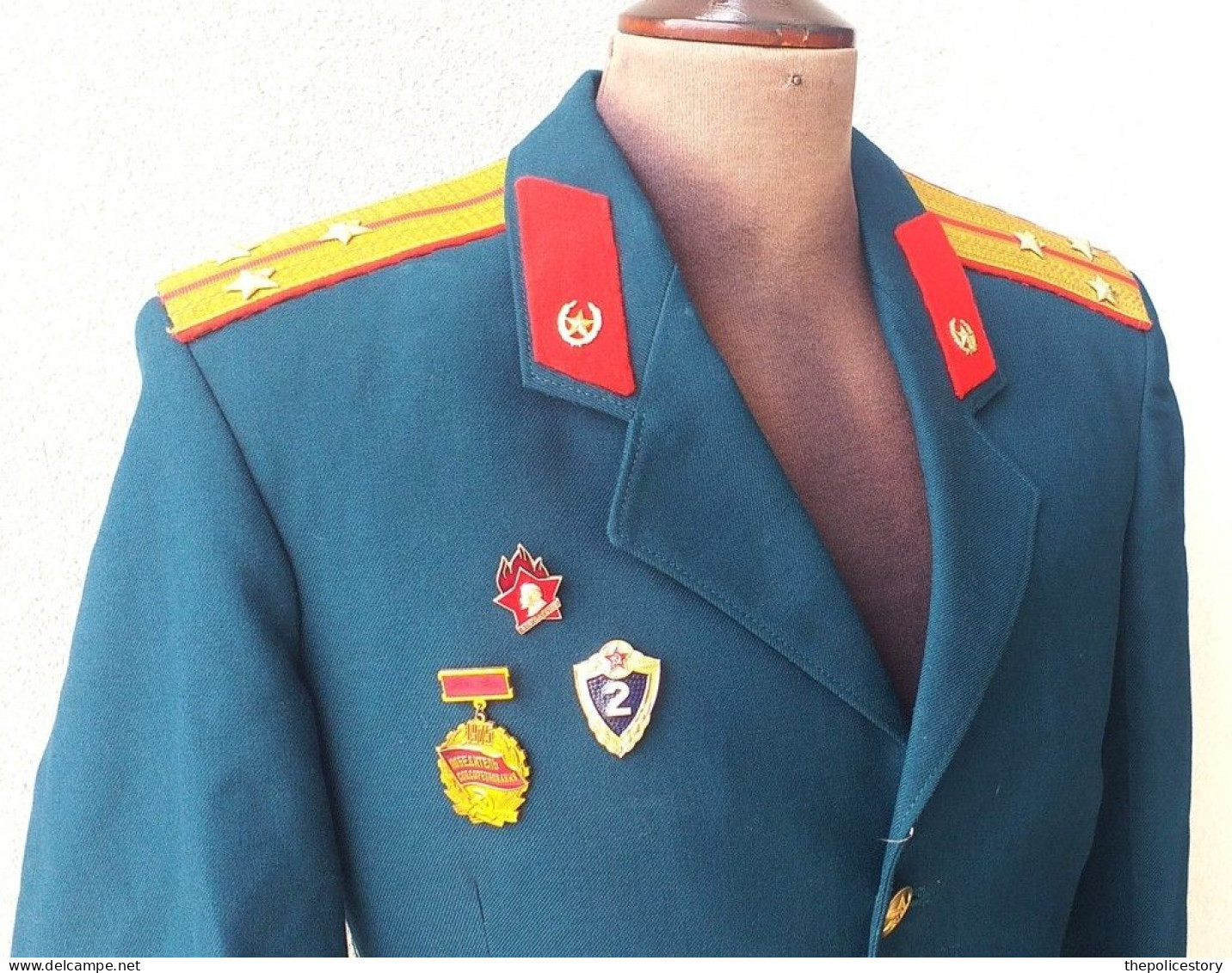 Giacca Vintage Alta Uniforme Da Ufficiale Della Armata Rossa Periodo Sovietico - Uniformen