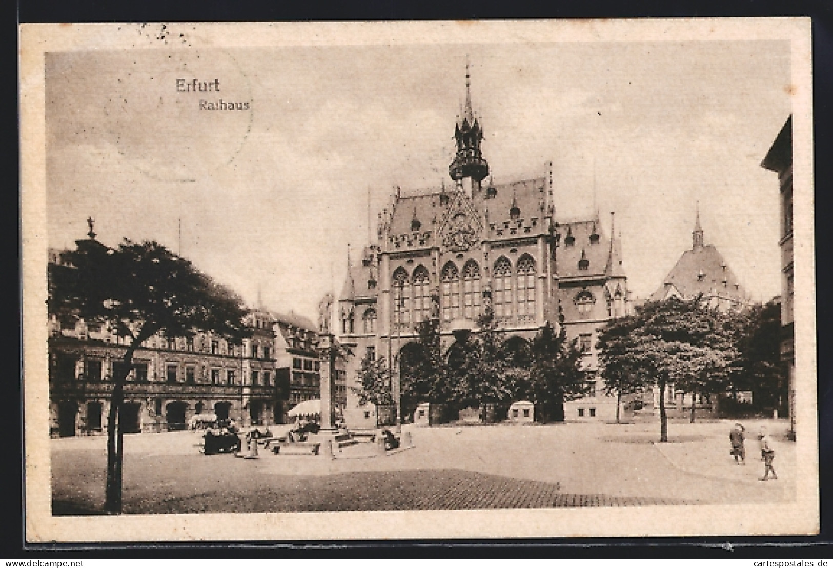 AK Erfurt, Rathaus Mit Denkmal Und Kindern  - Erfurt