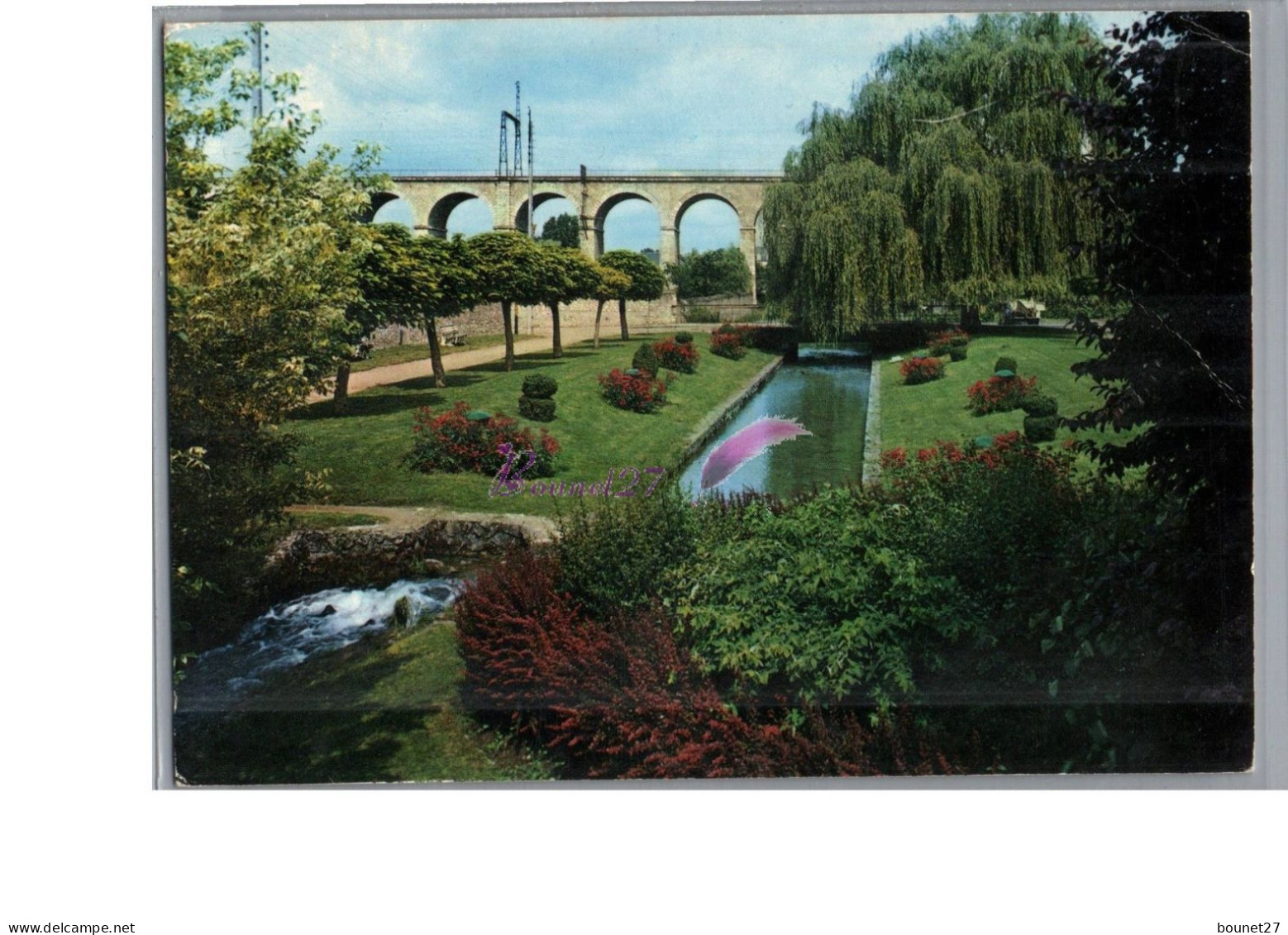 BEAUGENCY 45 - Le Jardin Public Et Le Viaduc - Beaugency