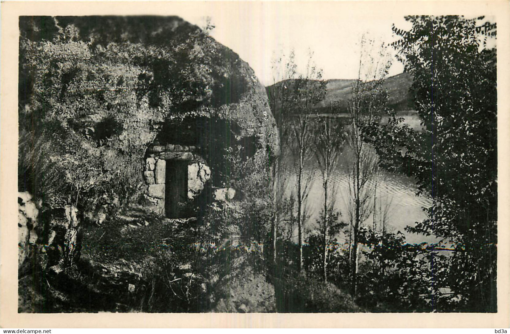 07 - LAC D'ISSARLES - LA PETITE GROTTE - Sonstige & Ohne Zuordnung