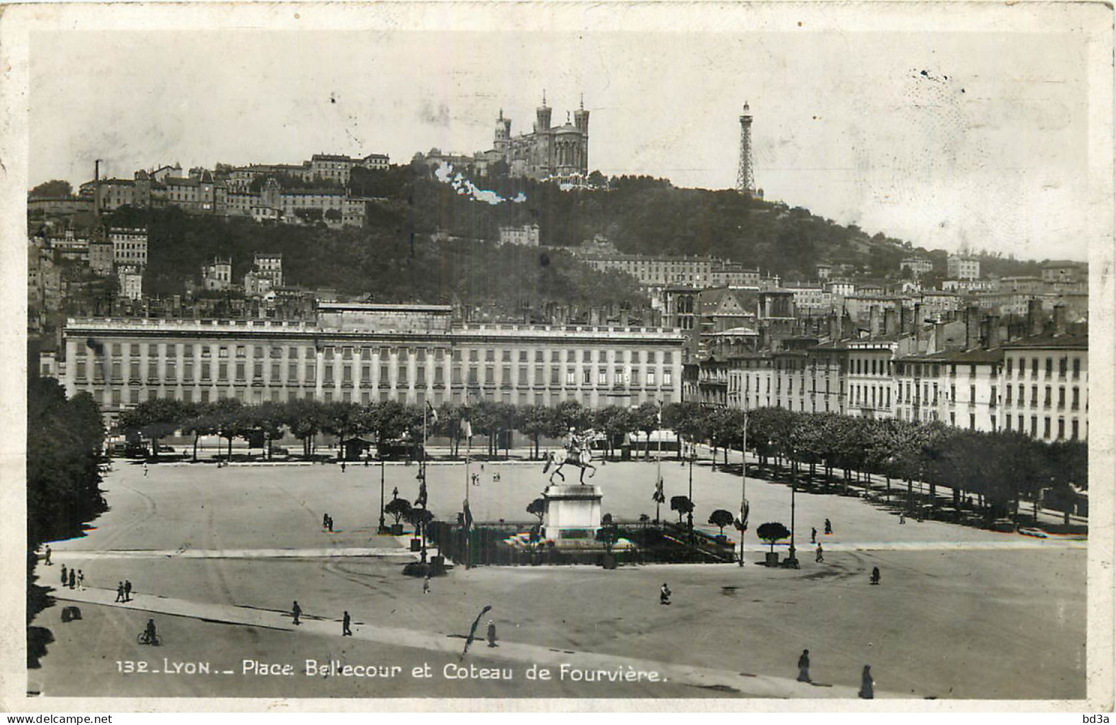 69 - LYON - PLACE BELLECOUR - Otros & Sin Clasificación