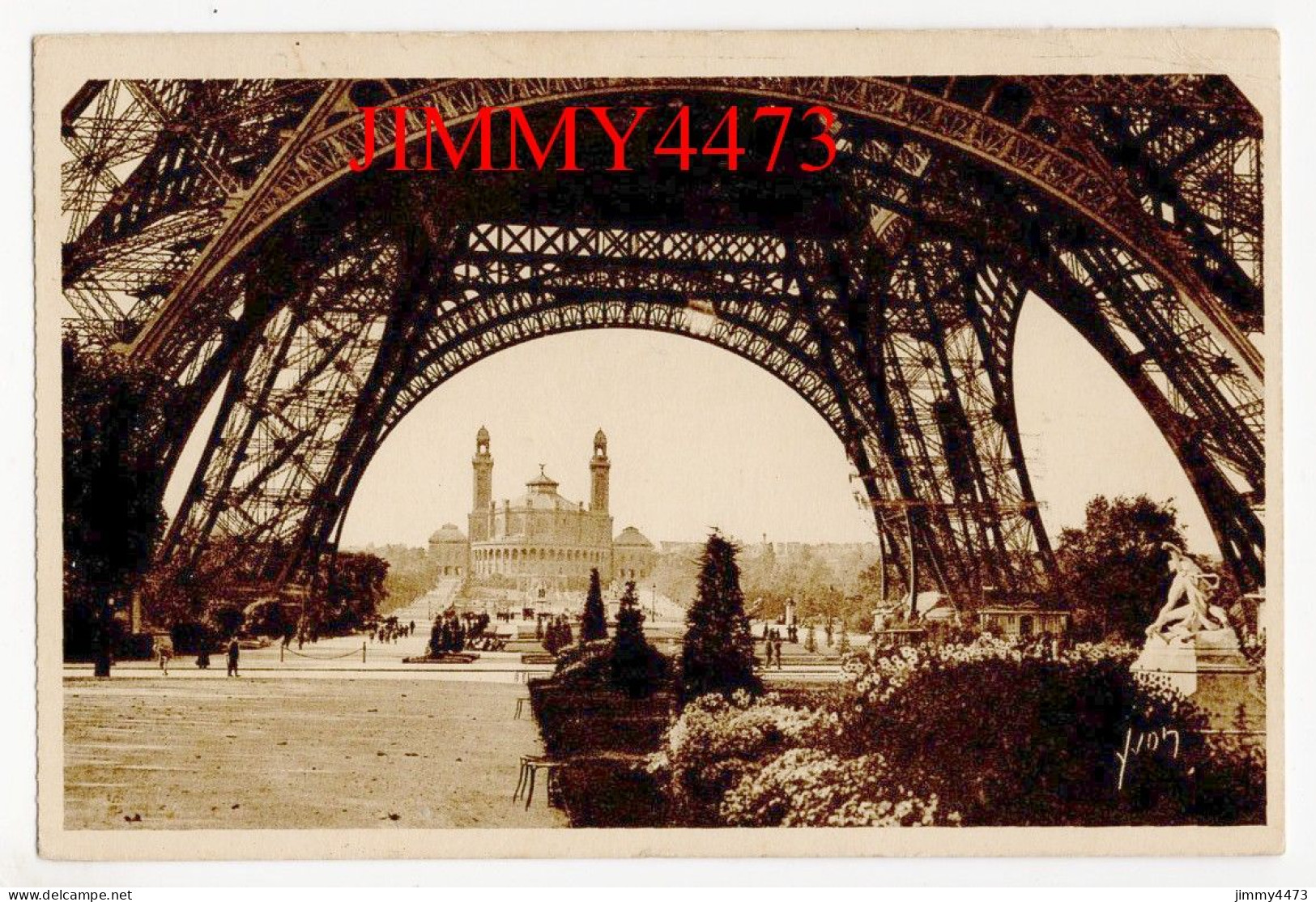 CPA - PARIS En 1934 - Sous La Tour Eiffel - Dans Le Fond Le Trocadéro - Edit. D'Art YVON Paris - Tour Eiffel