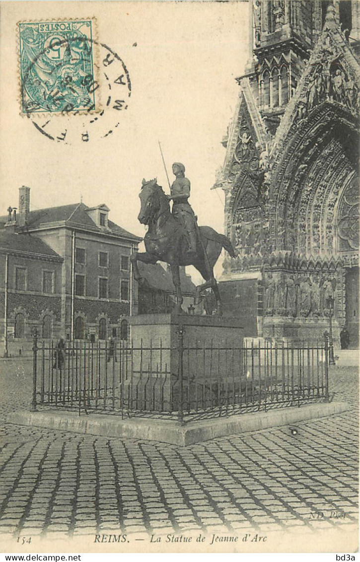 51 - REIMS - STATUE DE JEANNE D'ARC - Reims