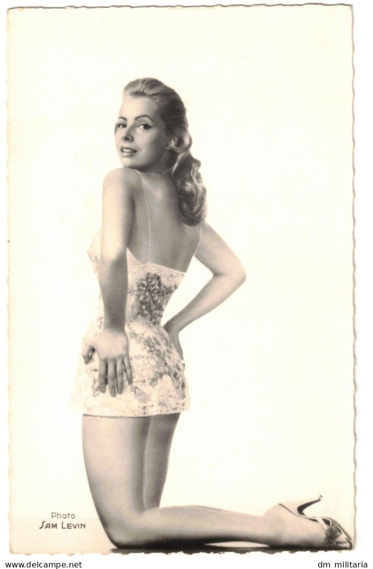 BELLE CARTE : TRÈS BELLE FEMME - PIN-UP - GENEVIÈVE KERVINE - ACTRICE FRANÇAISE - Pin-Ups