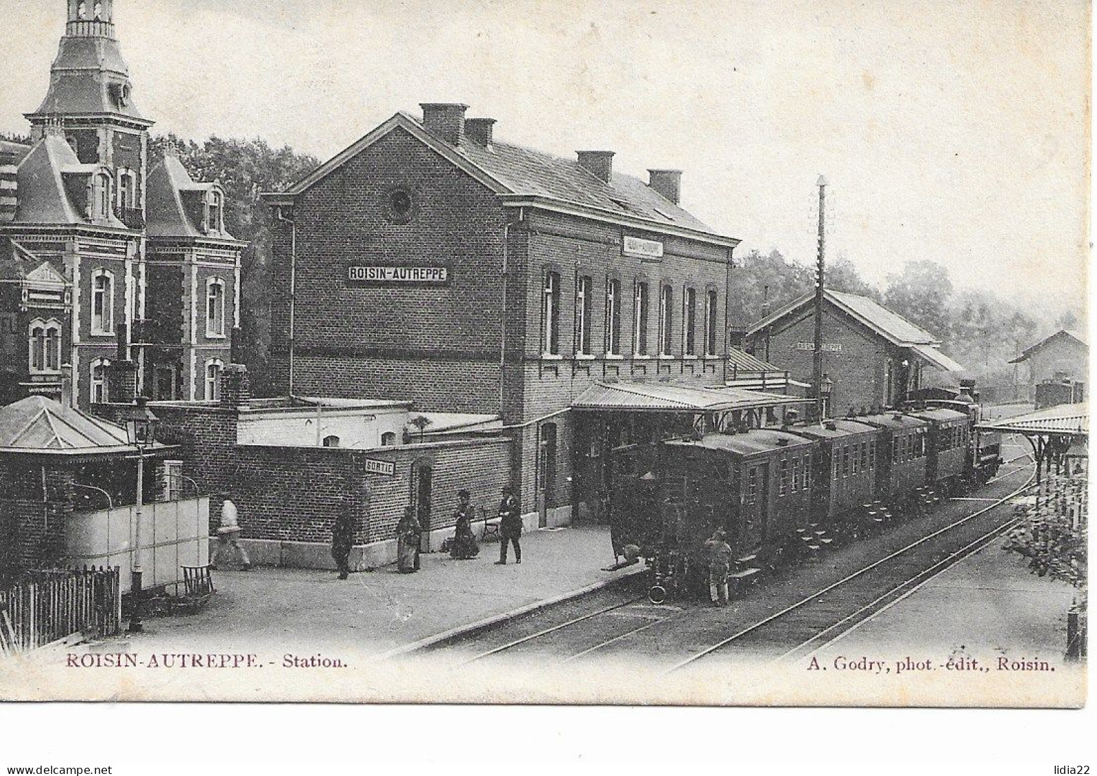 Roisin-Autreppe  La Gare Avec Le Train  ( Honnelle) - Honnelles