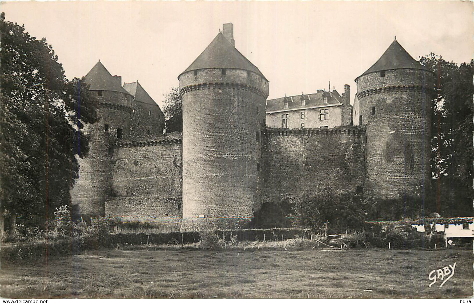 53 - LASSAY - LE CHATEAU - Lassay Les Chateaux