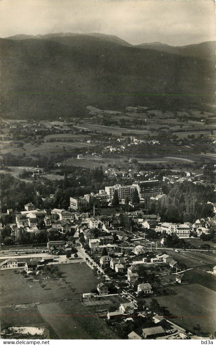 01 - DIVONNE LES BAINS - VUE GENERALE AERIENNE - Divonne Les Bains