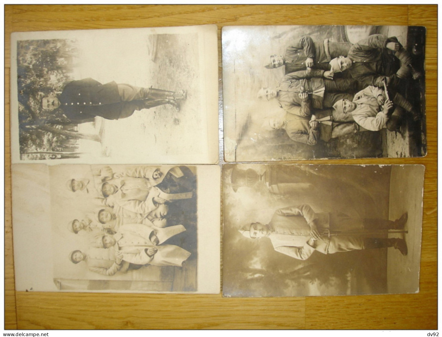 MILITARIA CARTES POSTALES PHOTOS ENTRE 1918 ET 1930 (18 CARTES) - Characters