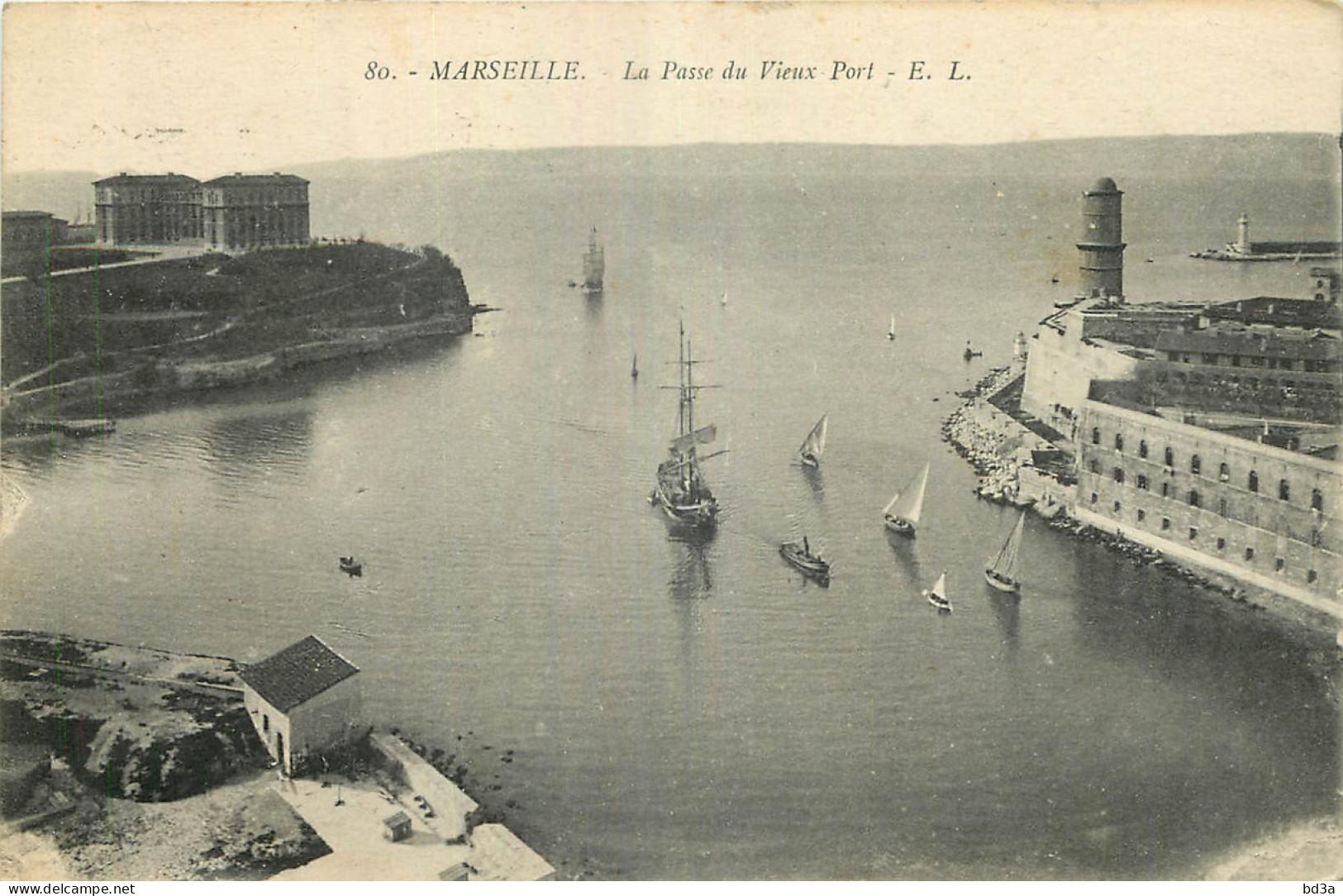 13 - MARSEILLE - LA PASSE DU VIEUX PORT - Puerto Viejo (Vieux-Port), Saint Victor, Le Panier