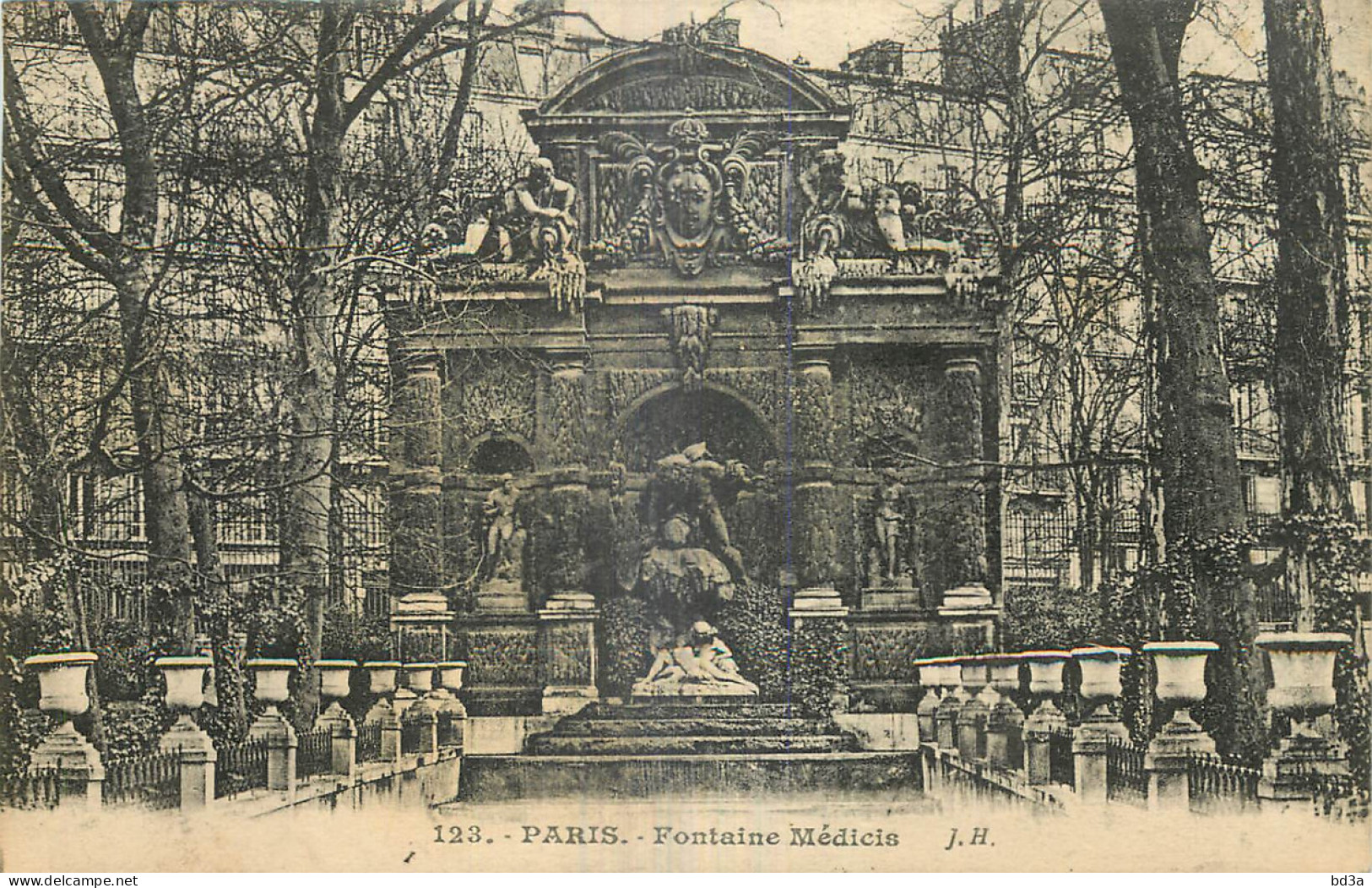 75 - PARIS - FONTAINE MEDICIS - Parken, Tuinen