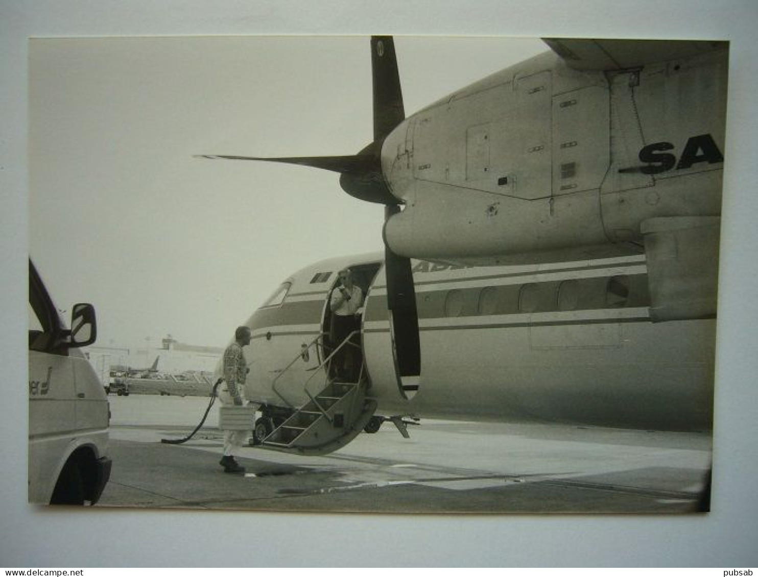 Avion / Airplane / SABENA / De Havilland - Canada Dash 8-300 / Photo Size : 10X15cm - 1946-....: Ere Moderne