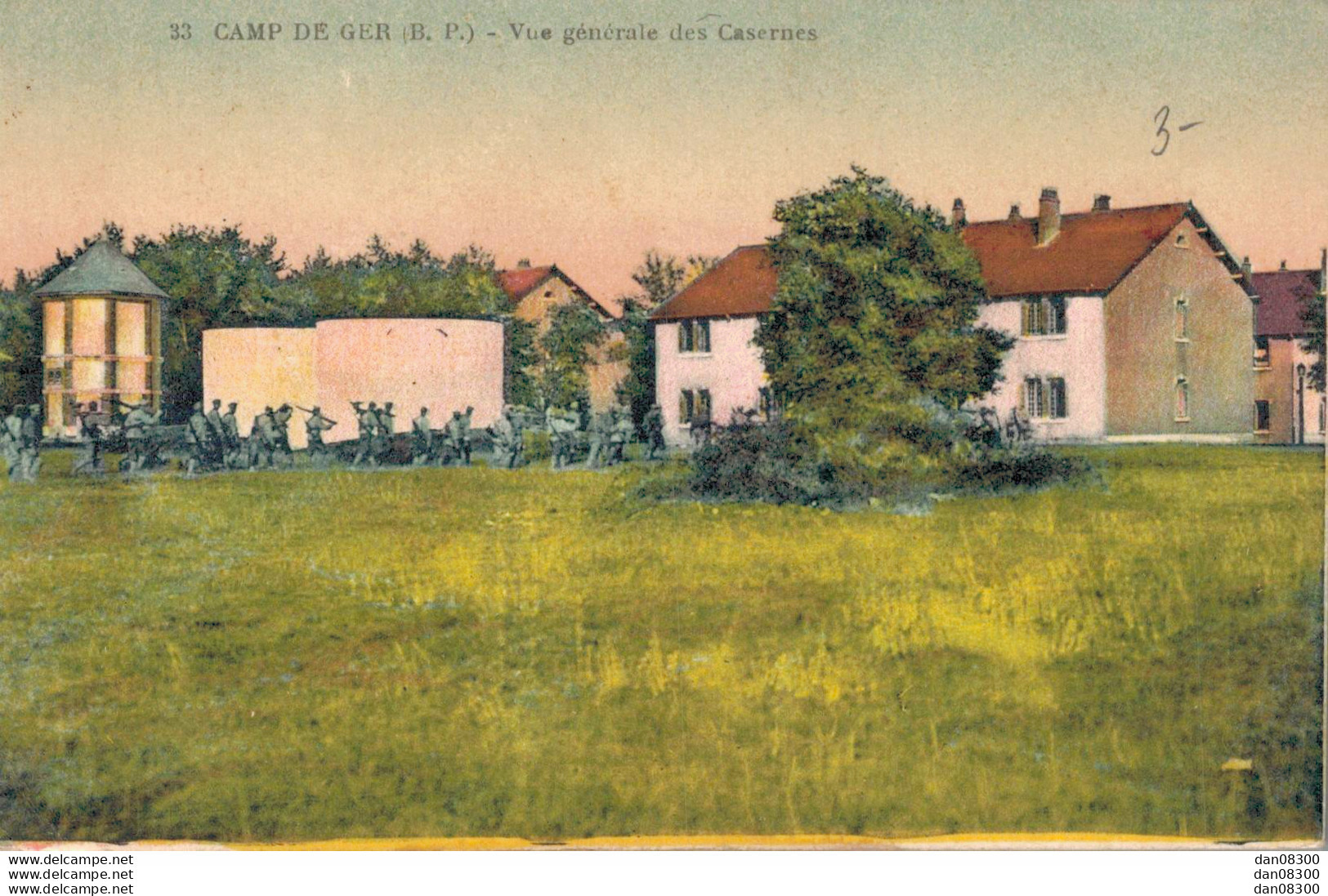 64 CAMP DE GER VUE GENERALE DES CASERNES - Barracks