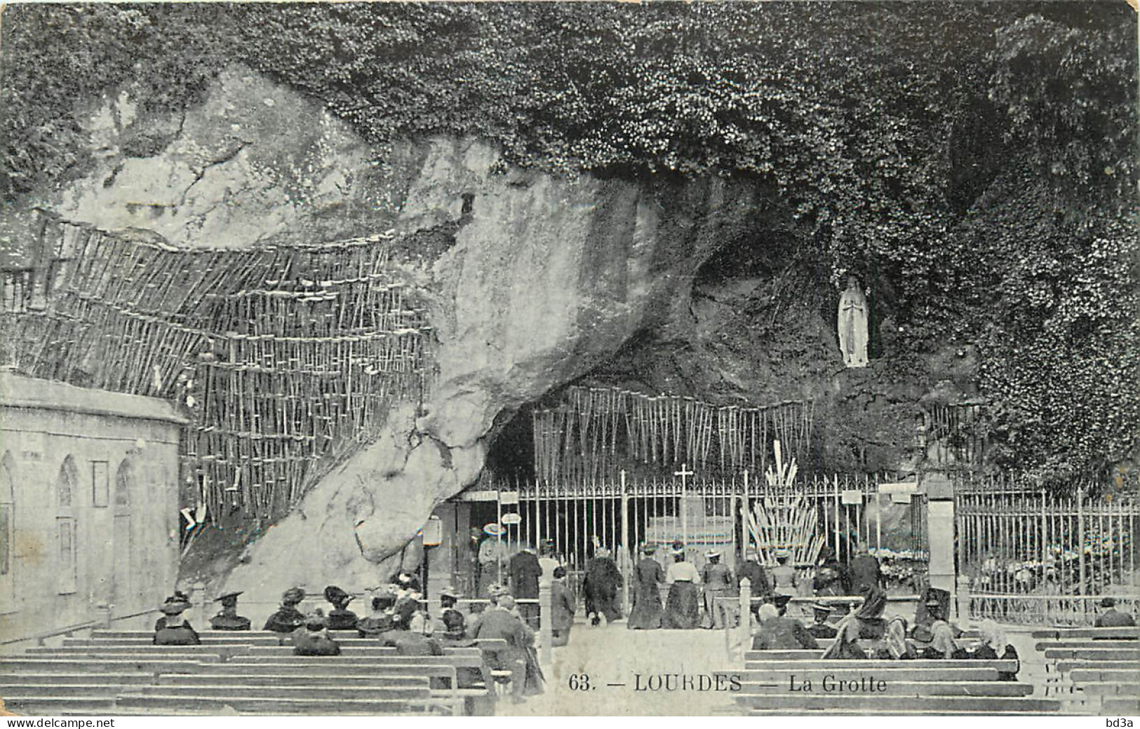 65 - LOURDES - LA GROTTE - Lourdes