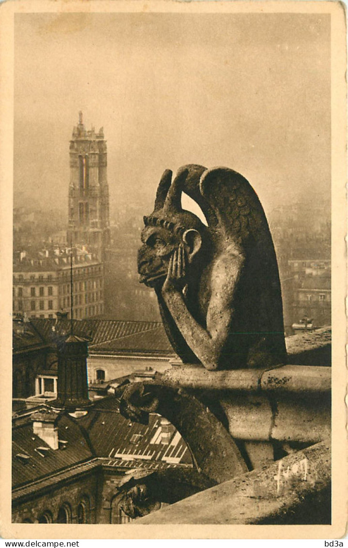 75 - PARIS - NOTRE DAME  - CHIMERE - LE STRYGE - Notre-Dame De Paris