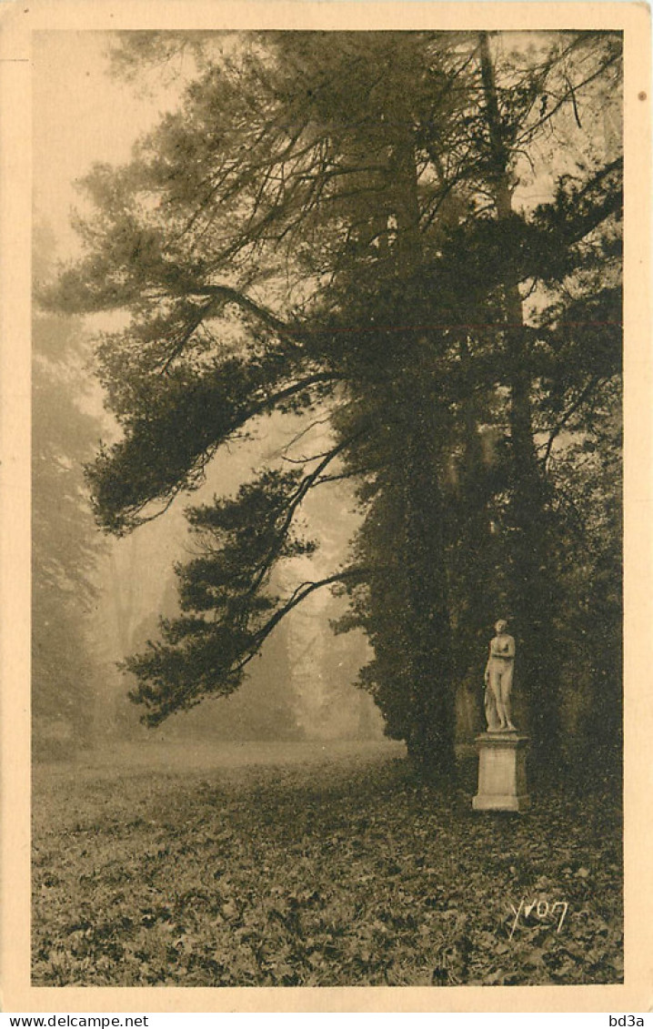 77 - PALAIS  DE FONTAINEBLEAU - LE PARC  - DOUCE FRANCE - Autres & Non Classés