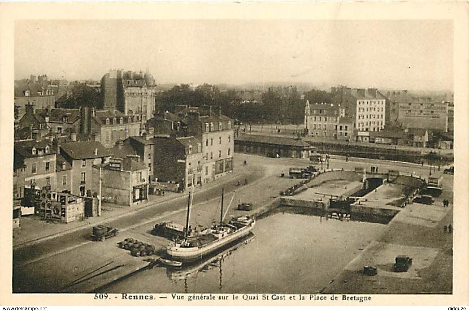 35 - Rennes - Vue Générale Sur Le Quai St Cast Et La Place De Bretagne - Animée - Bateaux - CPA - Voir Scans Recto-Verso - Rennes