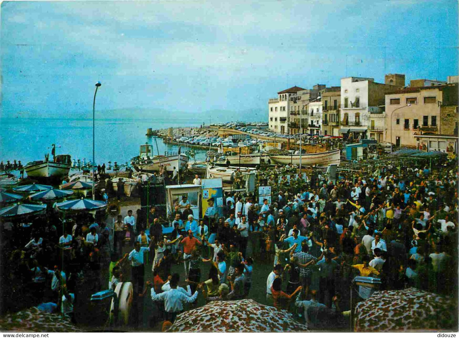 Espagne - Espana - Cataluna - Costa Brava - La Escala - Fiesta Mayor - Sardanes En La Playa - CPM - Voir Scans Recto-Ver - Gerona