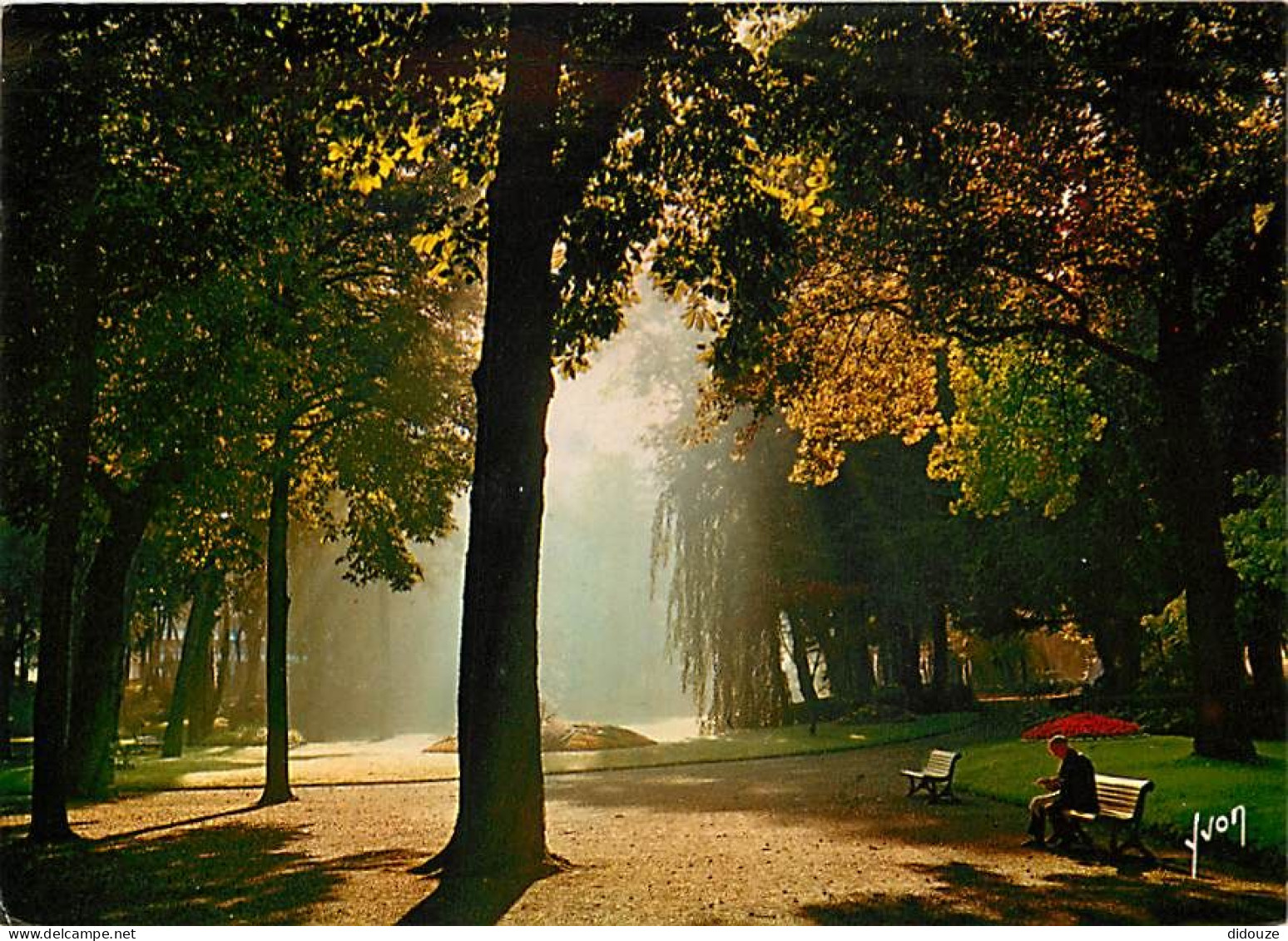 25 - Besançon - Promenade Micaud - CPM - Voir Scans Recto-Verso - Besancon