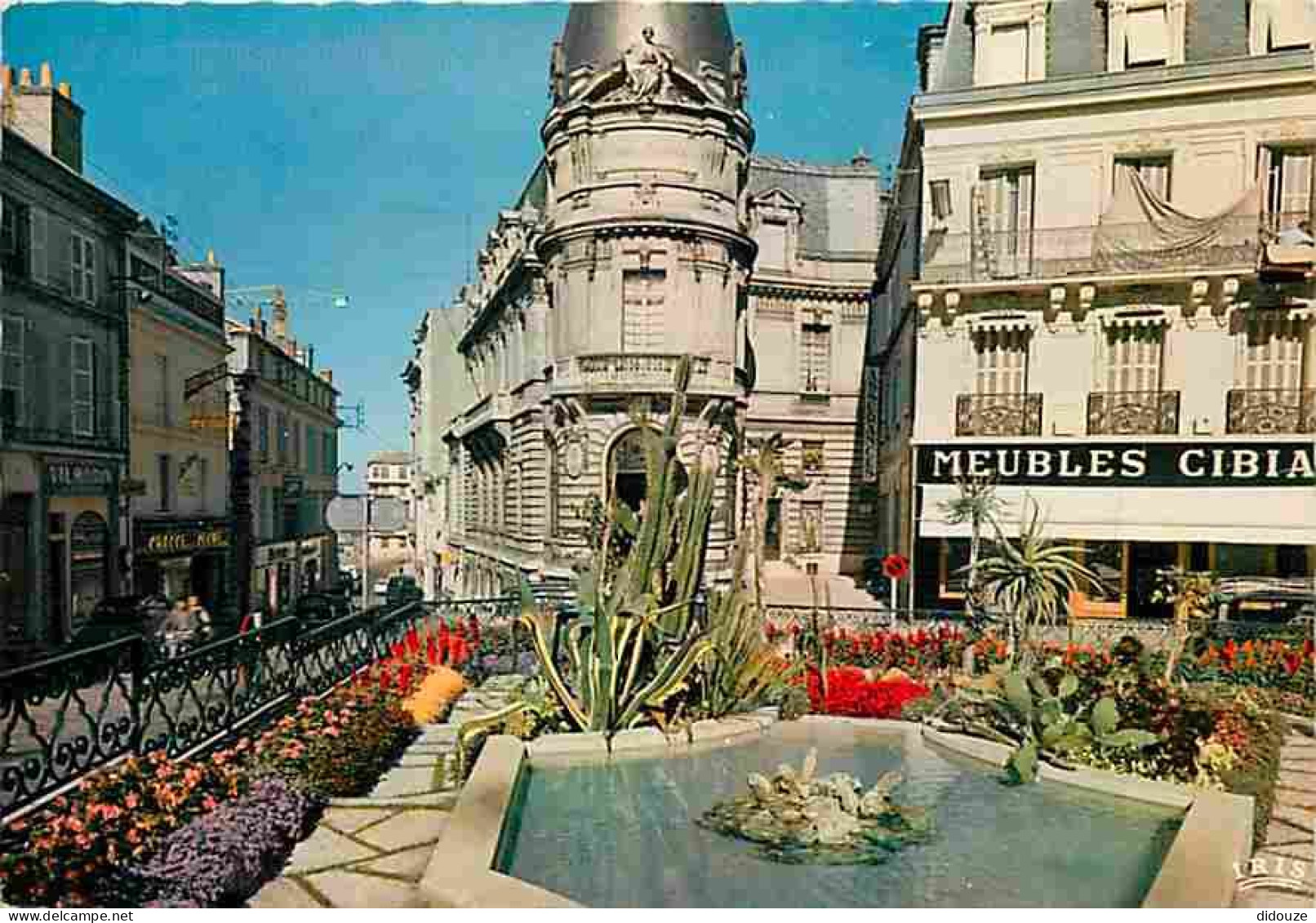 16 - Angouleme - Place Marengo - Fleurs - Carte Neuve - CPM - Voir Scans Recto-Verso - Angouleme